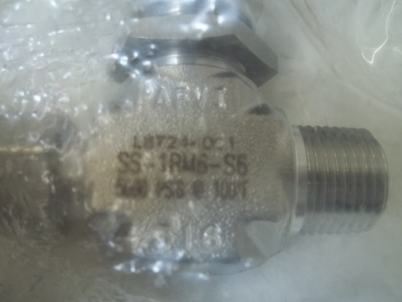 SWAGELOK SS-1RM6-S6 VALVE NSMP