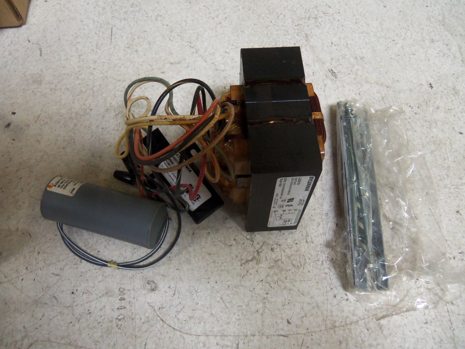 SYLVANIA LU250/TRI BALLAST KIT NSMP