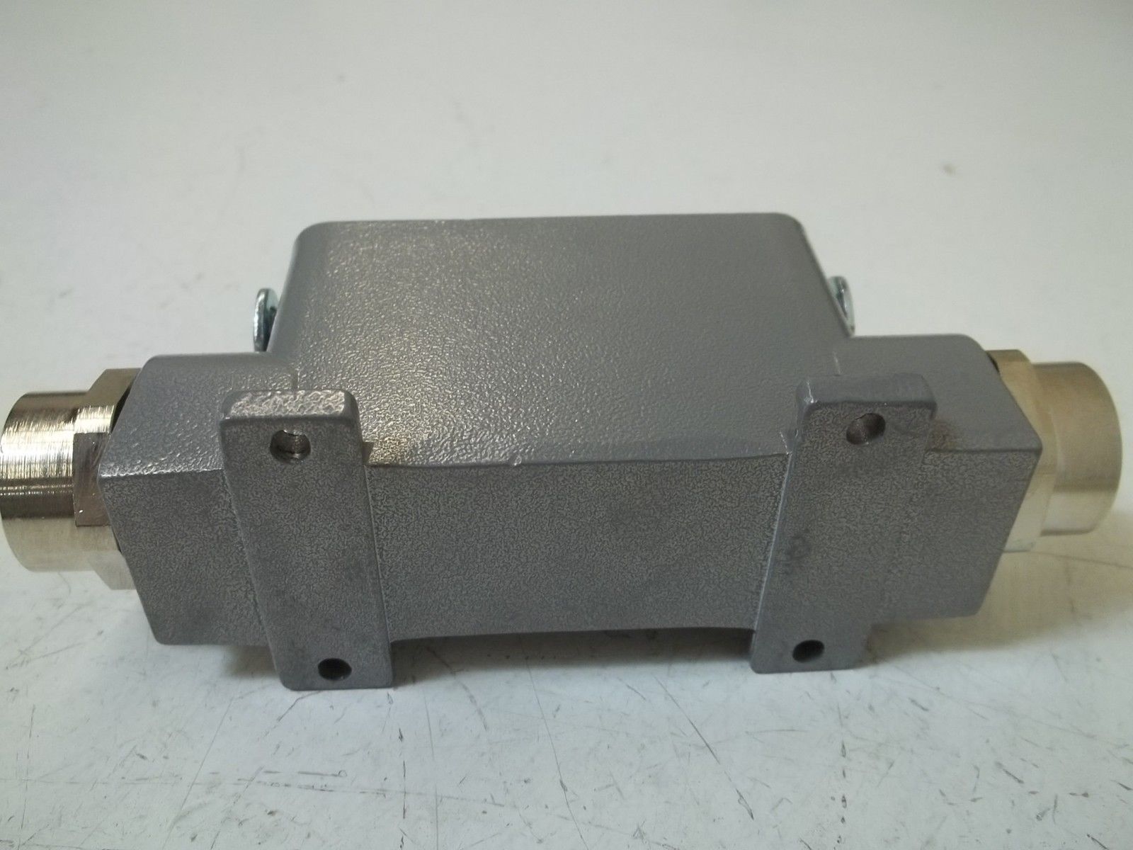 T & B BB516A NSNP
