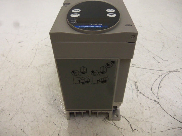 TELEMECANIQUE ATV31H018M2 SPEED DRIVE NSMP