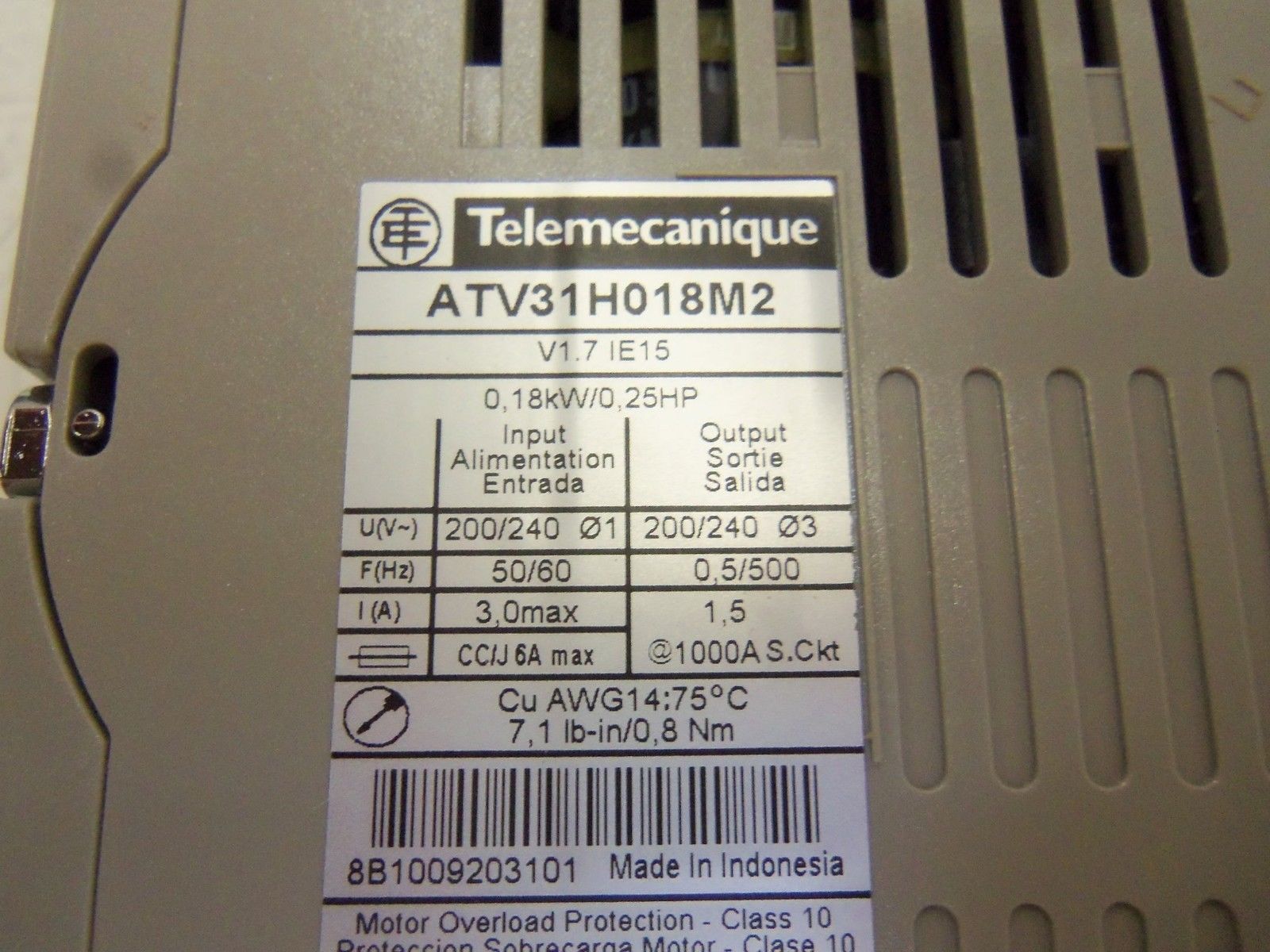TELEMECANIQUE ATV31H018M2 SPEED DRIVE NSMP