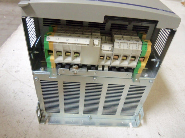 TELEMECANIQUE ATV58HD33N4XZ DRIVE UNMP