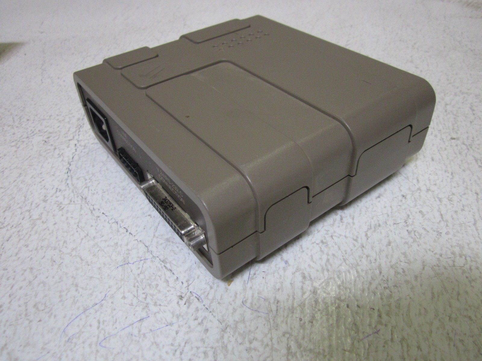 TELEMECANIQUE CONVERTER JUNCTION UNI-TELEWAY TSX SCA 72 UNMP