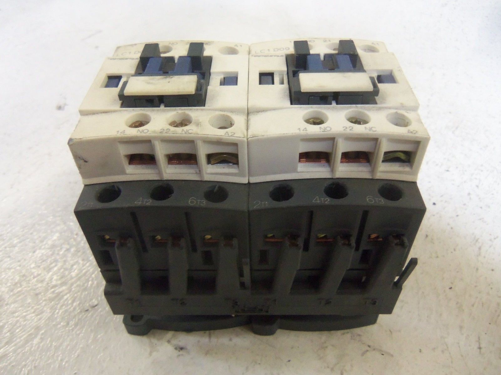 TELEMECANIQUE LC2D09 CONTACTOR UNMP