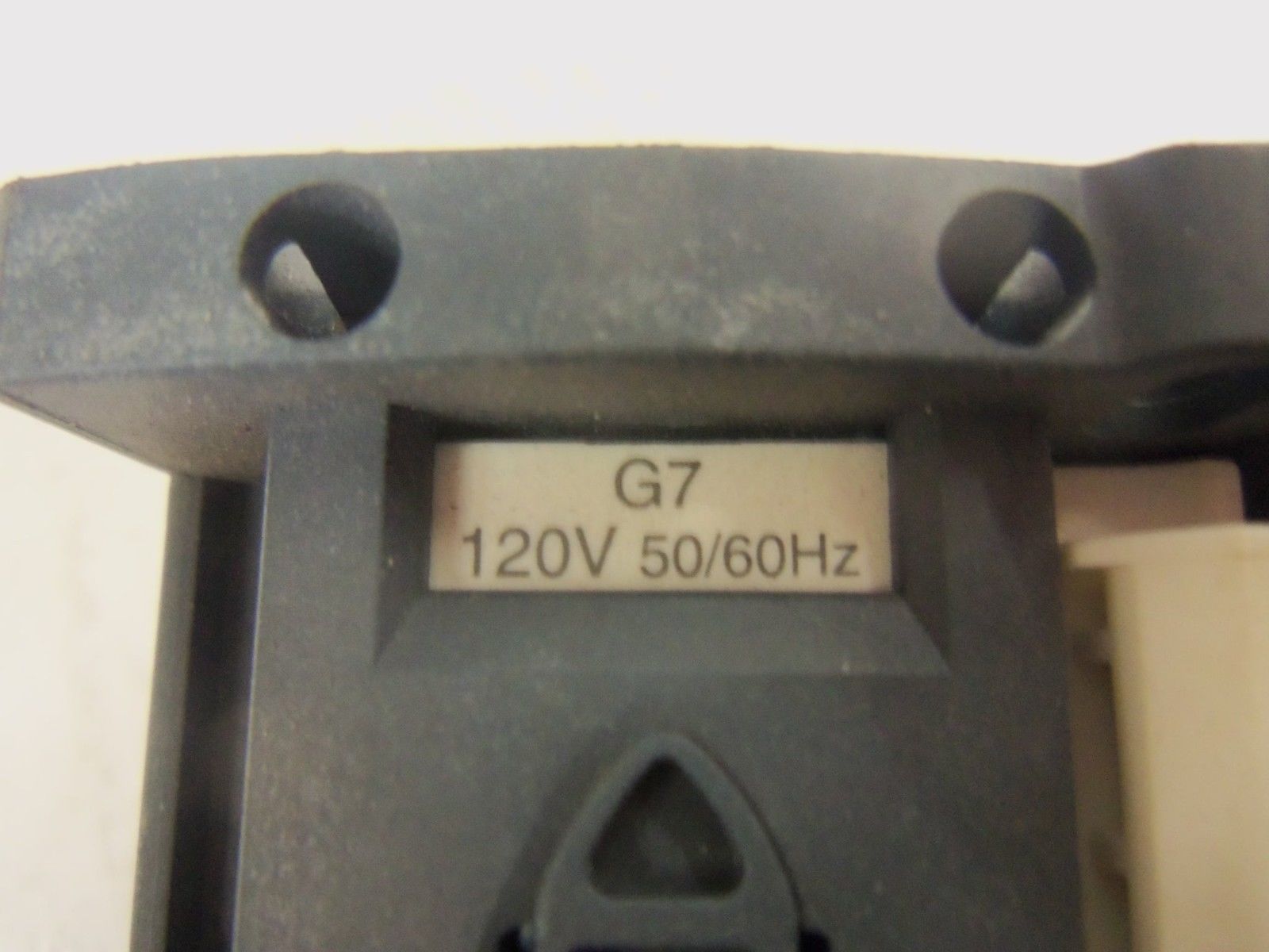 TELEMECANIQUE LC2D09 CONTACTOR UNMP