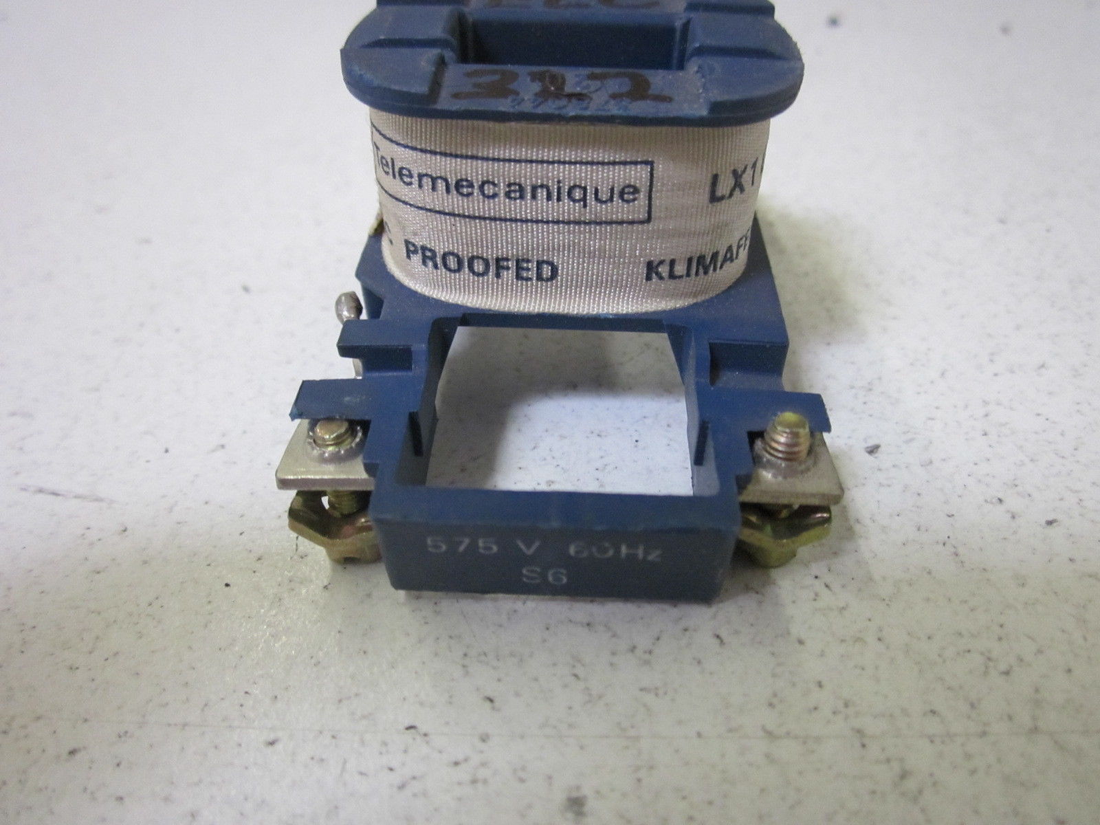 TELEMECANIQUE LX1D2 575V NSNP