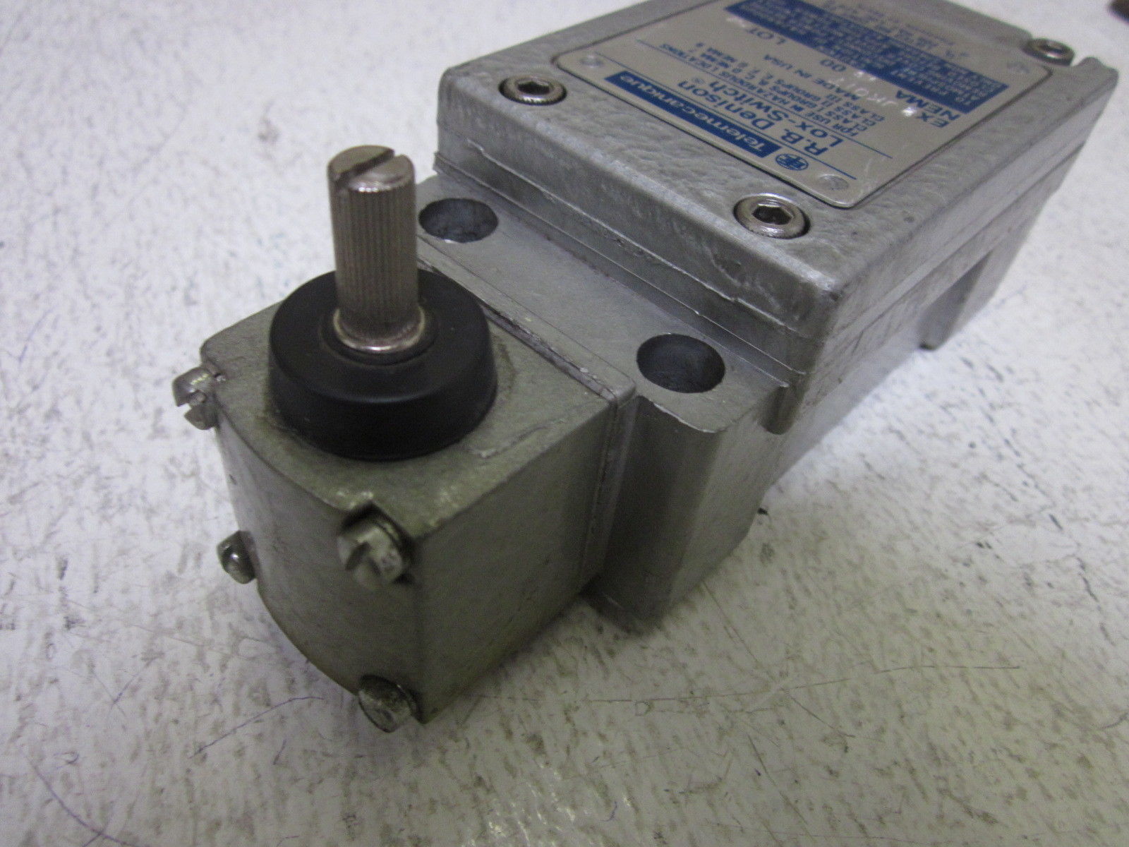 TELEMECANIQUE EX2JK01T SWITCH  UNMP
