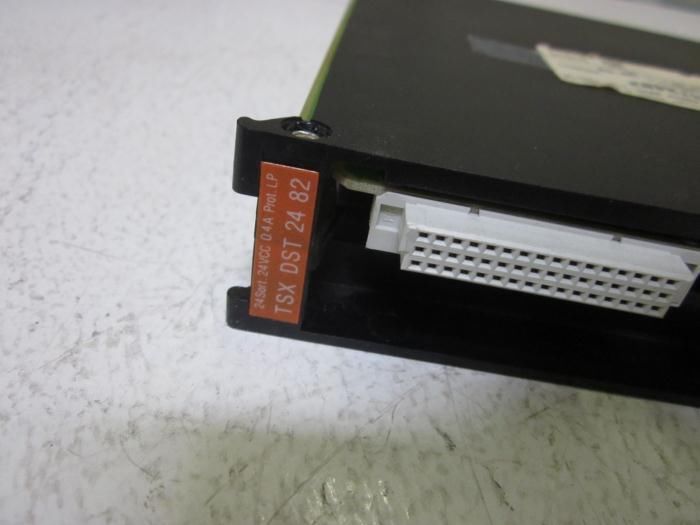 TELEMECANIQUE TSXDST2482 OUT PUT MODULE 24VCC UNMP