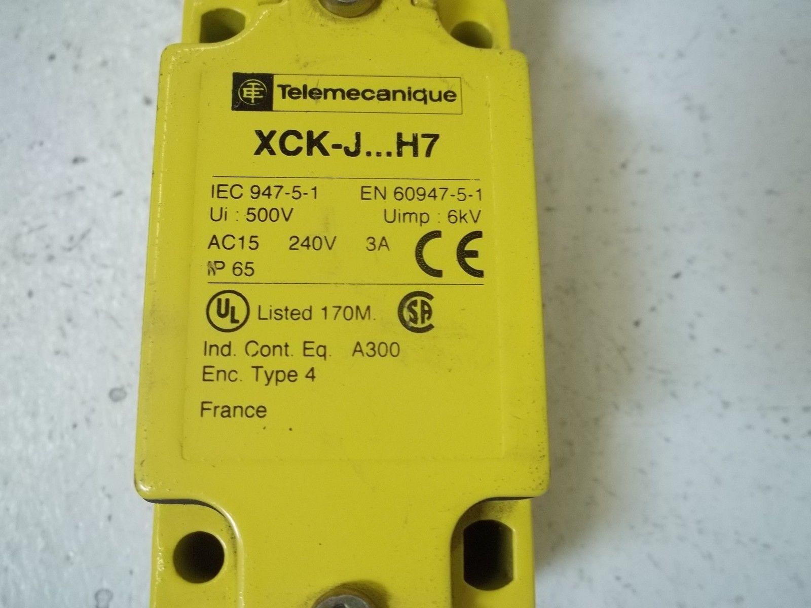 TELEMECANIQUE XCK-J59H7 LIMIT SWITCH UNMP