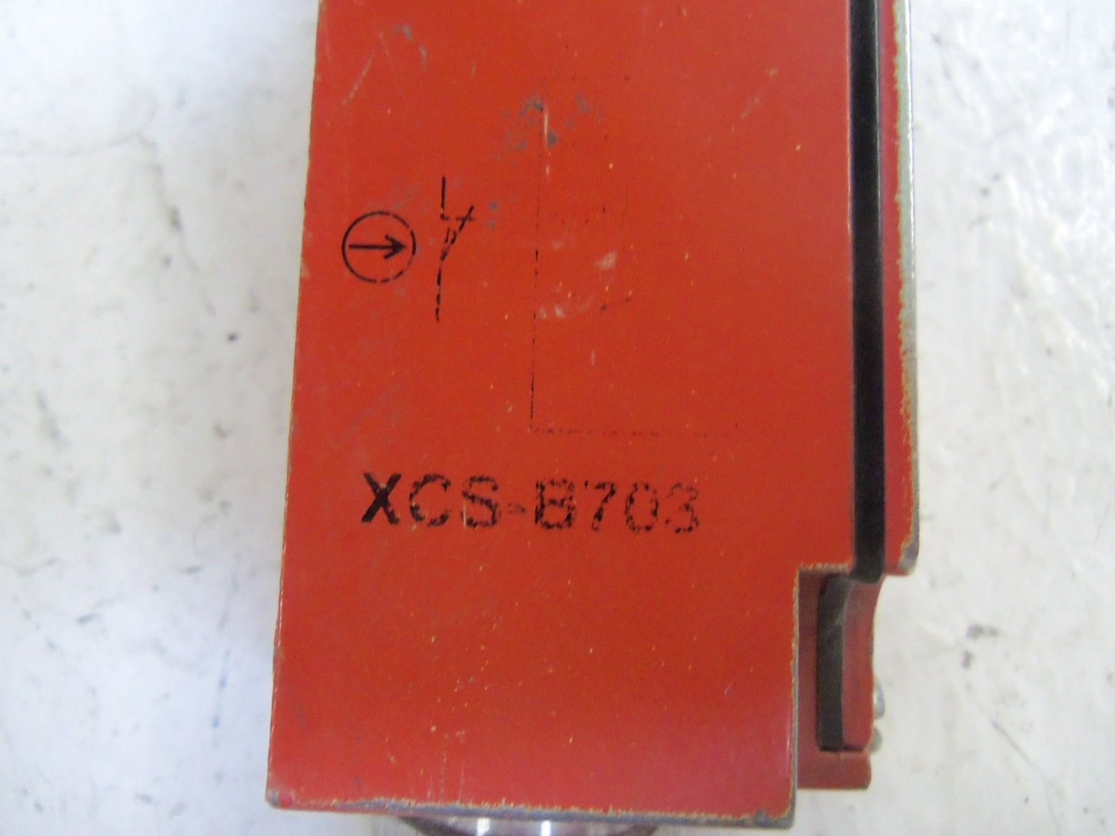 TELEMECANIQUE XCS-B703 SAFETY INTERLOCK UNMP