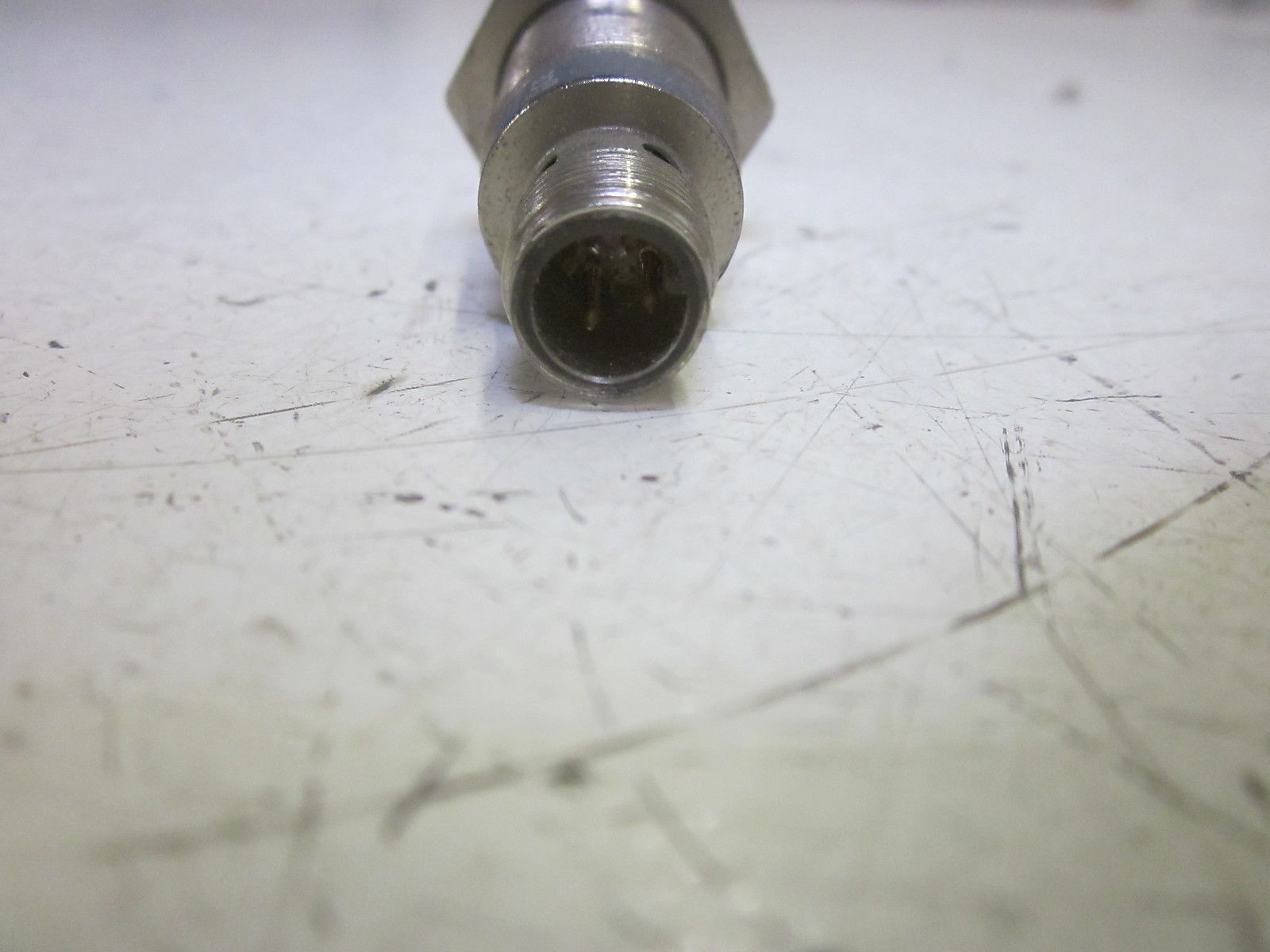 TELEMECANIQUE XS1N18PA340D INDUCTIVE PROXIMITY SWITCH 24VDC UNMP