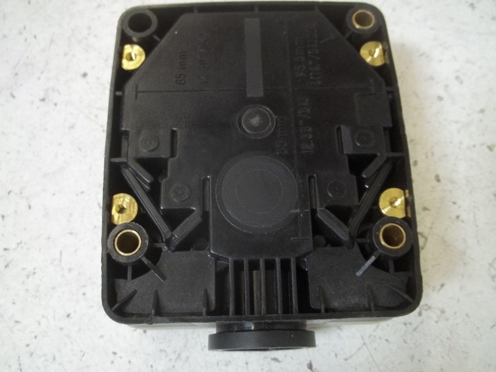 TELEMECANIQUE XSD-A500519 INDUCTIVE SENSOR (AS PICTURED) UNMP