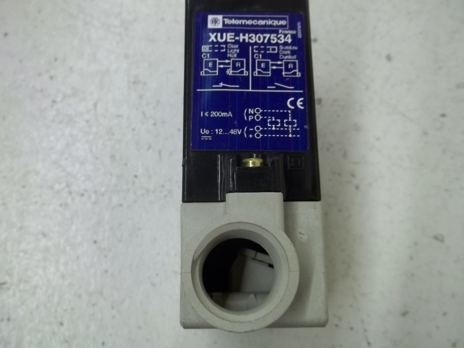 TELEMECANIQUE XUE-H307534 PHOTOELECTRIC SENSOR RECEIVER UNMP