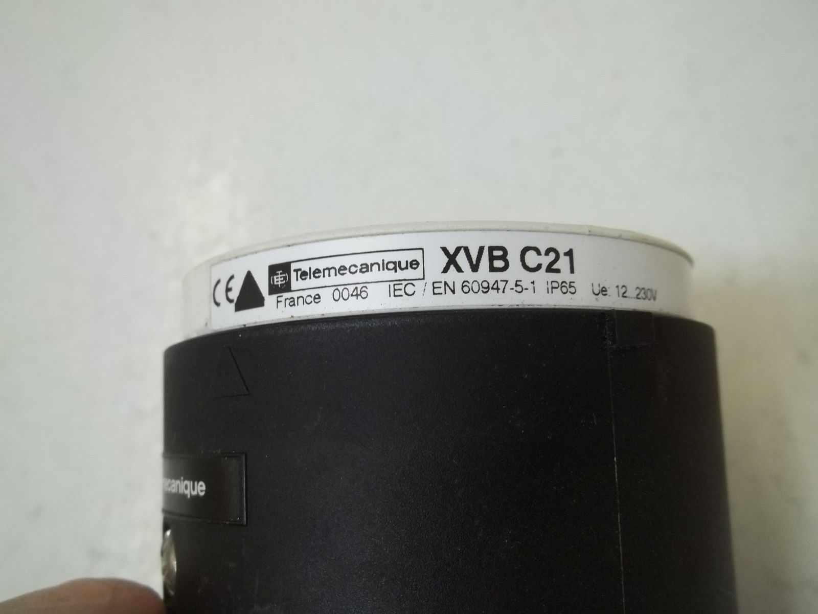 TELEMECANIQUE XVBC21 INDICATING BANK ACCESSORIES 70MM+OPTIONS UNMP