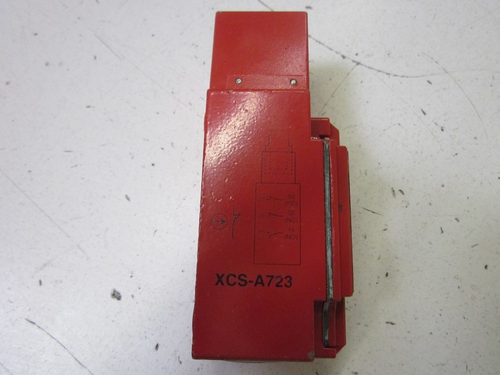 TELEMECANQIUE XCS-A723 UNMP