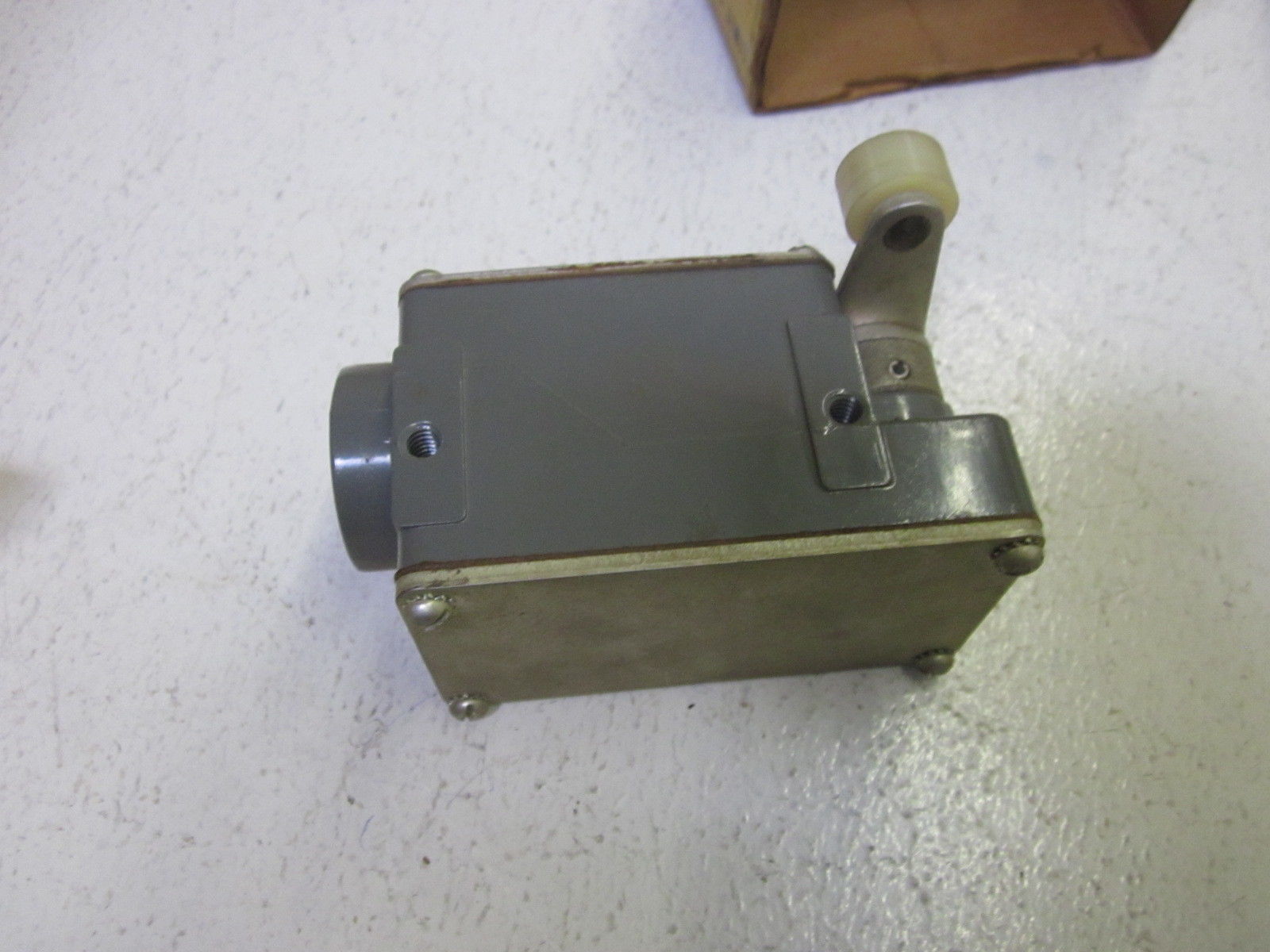 THE CLARK CONTROLLER CO. 12DM-L 600V LIMIT SWITCH NSMP