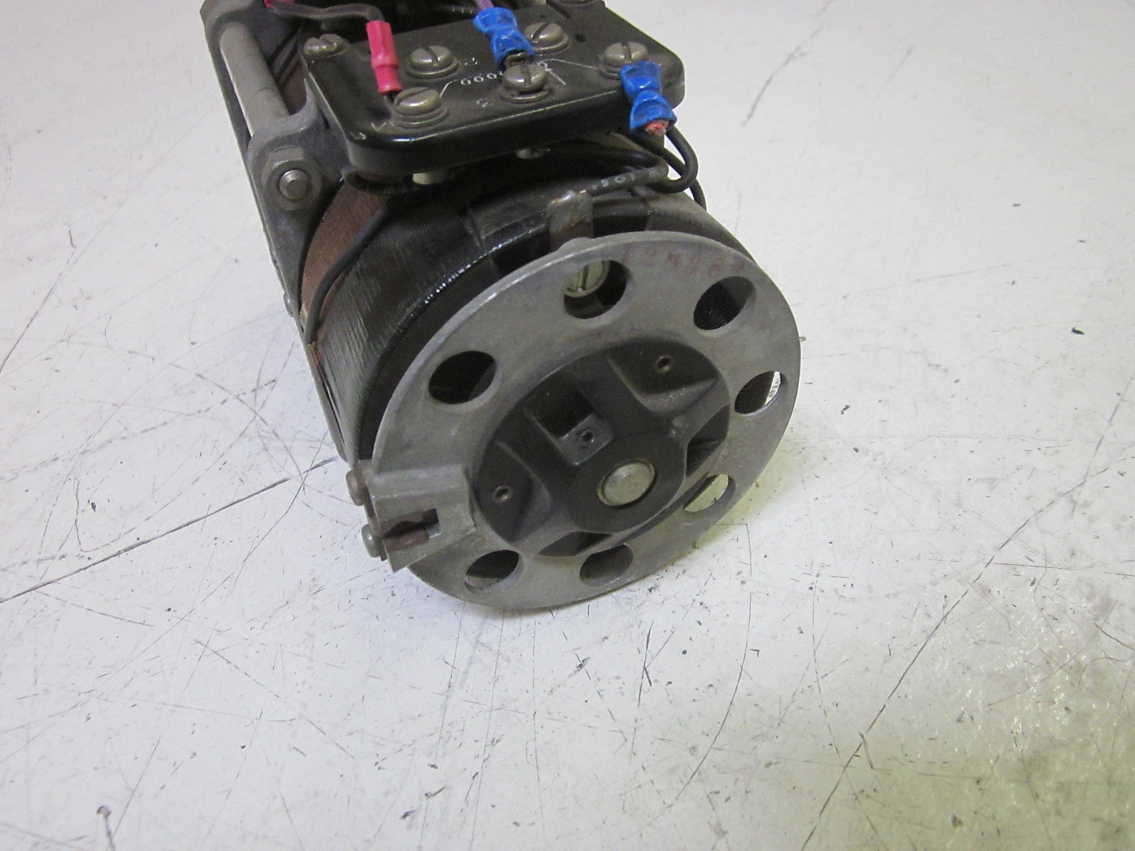 THE SUPERIOR ELECTRIC 21-2 POERSTAT VARIABLE AUTO-TRANSFORMER 120VUNMP