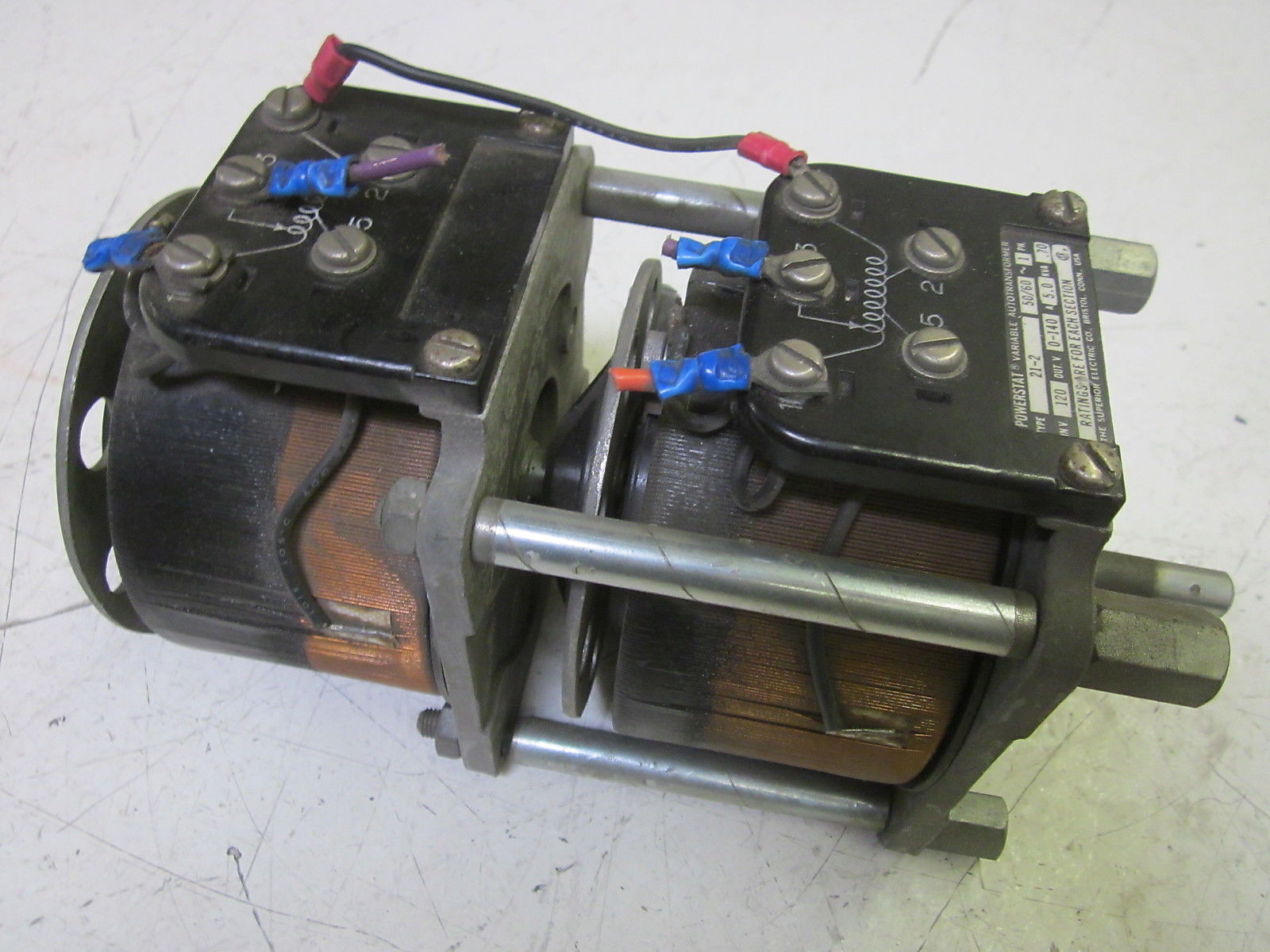 THE SUPERIOR ELECTRIC 21-2 POERSTAT VARIABLE AUTO-TRANSFORMER 120VUNMP