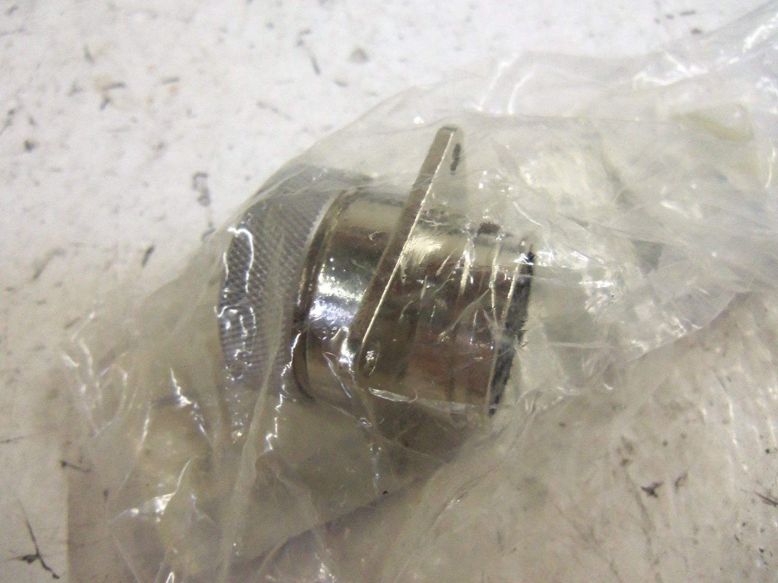 THOMAS & BETTS M1731-S14 CONNECTOR  NSMP