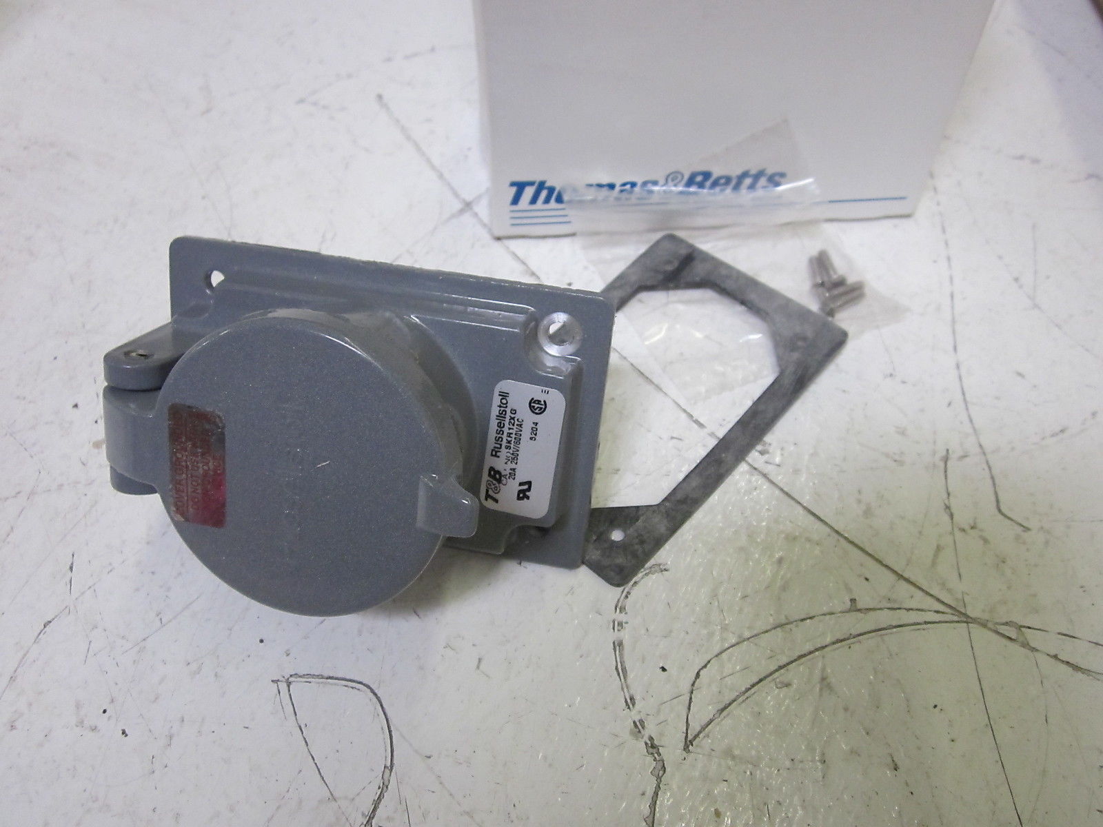 THOMAS & BETTS SKR12XG RECEPTACLE 20A 250V NSMP