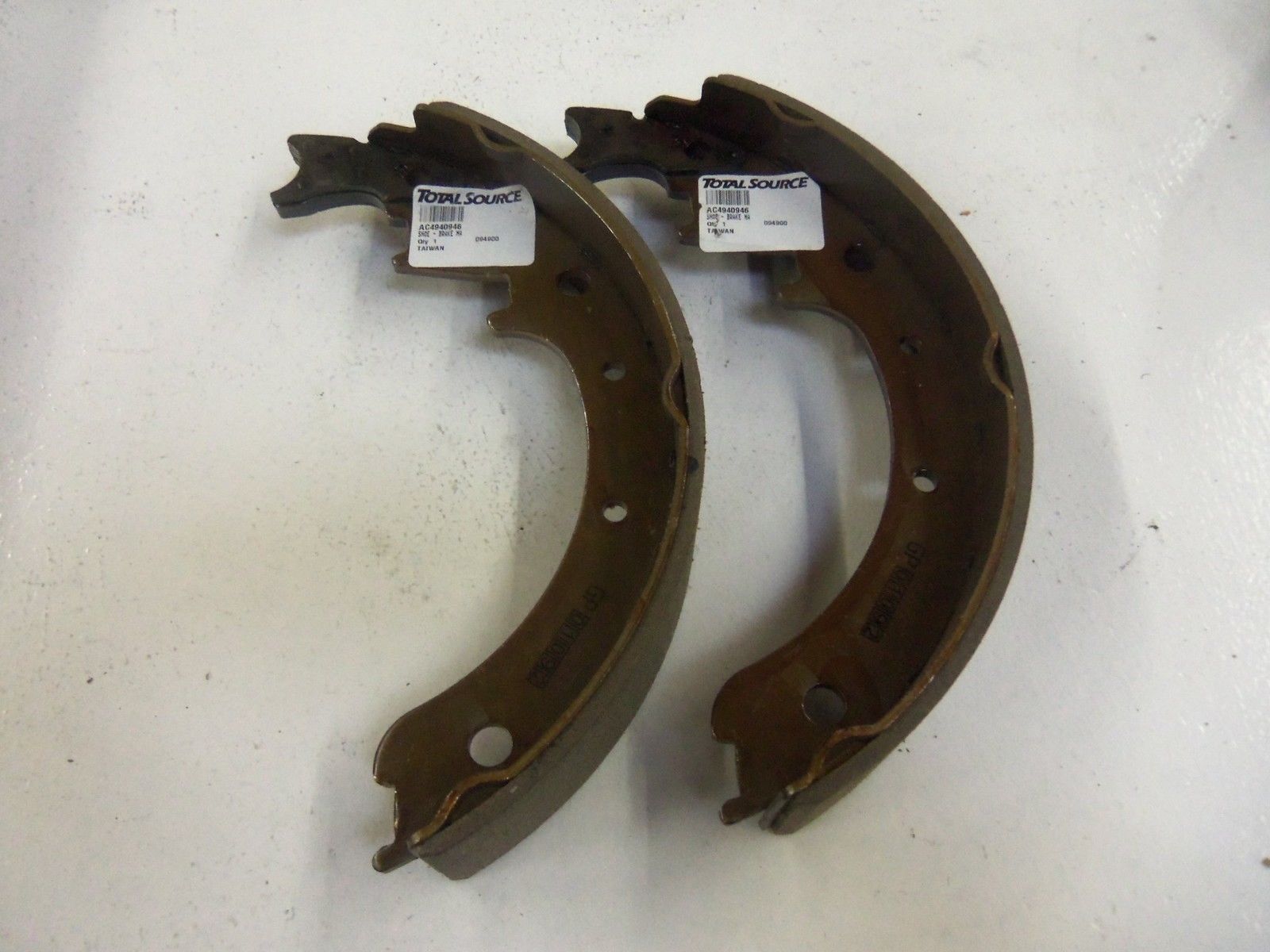 TOTAL SOURCE YT911859400 SHOE KIT BRAKE NSMP