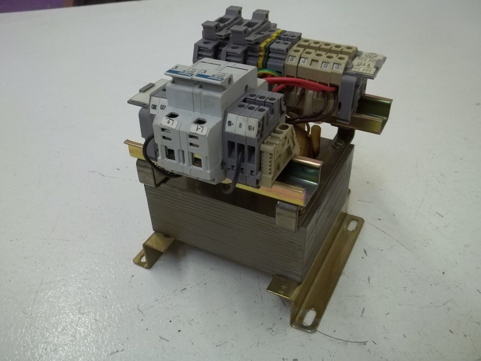 TRANSFORMATEUR TFCE250 TRANSFORMER UNMP