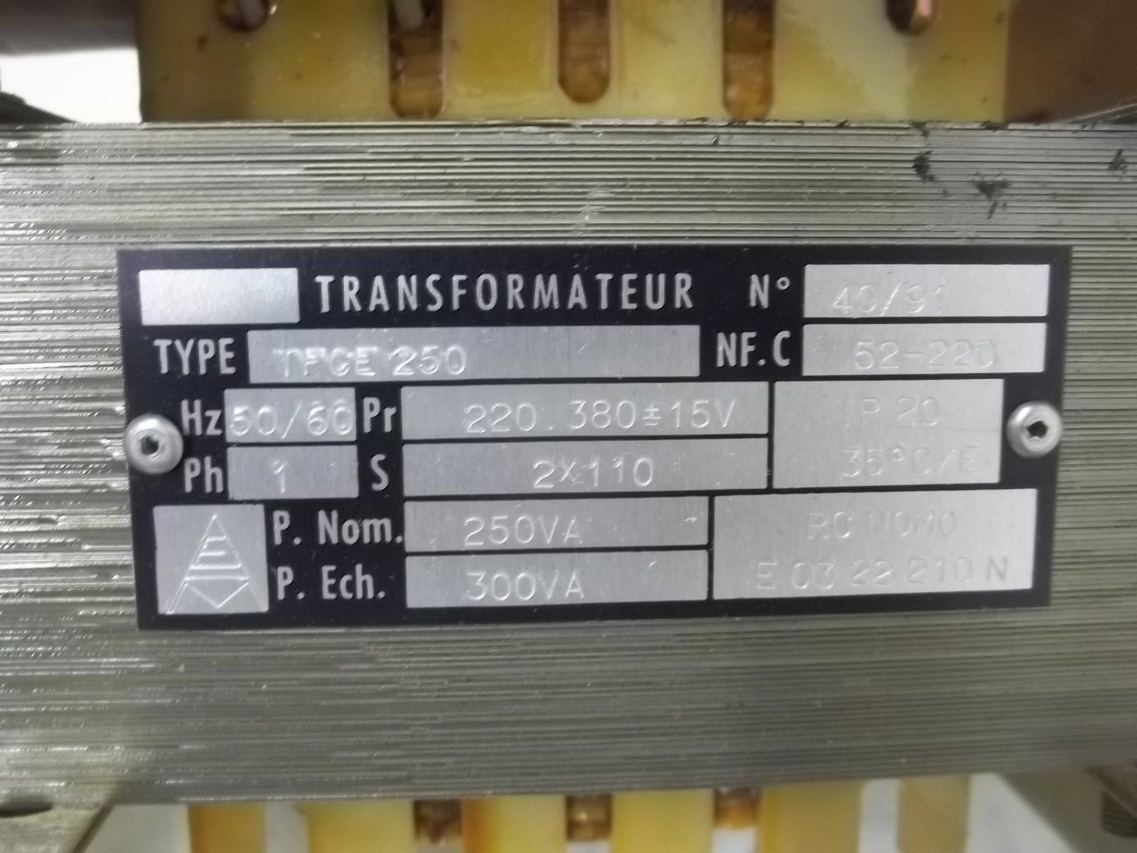 TRANSFORMATEUR TFCE250 TRANSFORMER UNMP