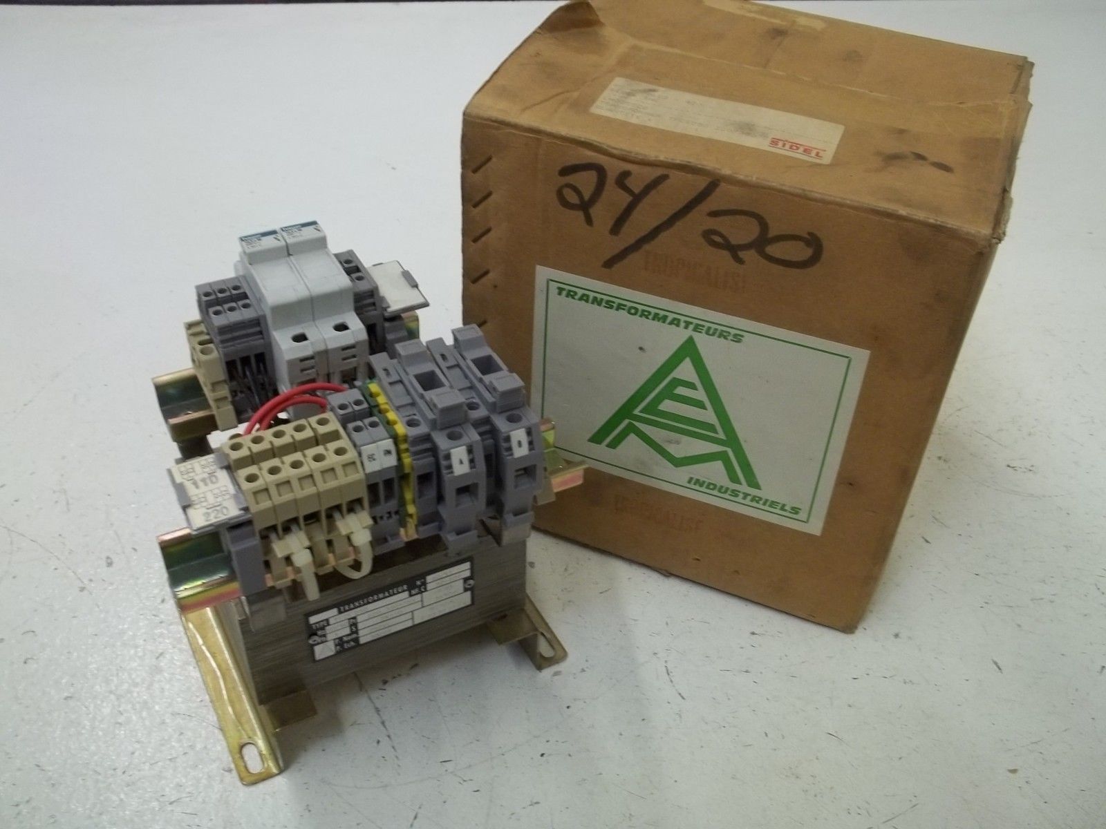 TRANSFORMATEUR TFCE250 TRANSFORMER UNMP