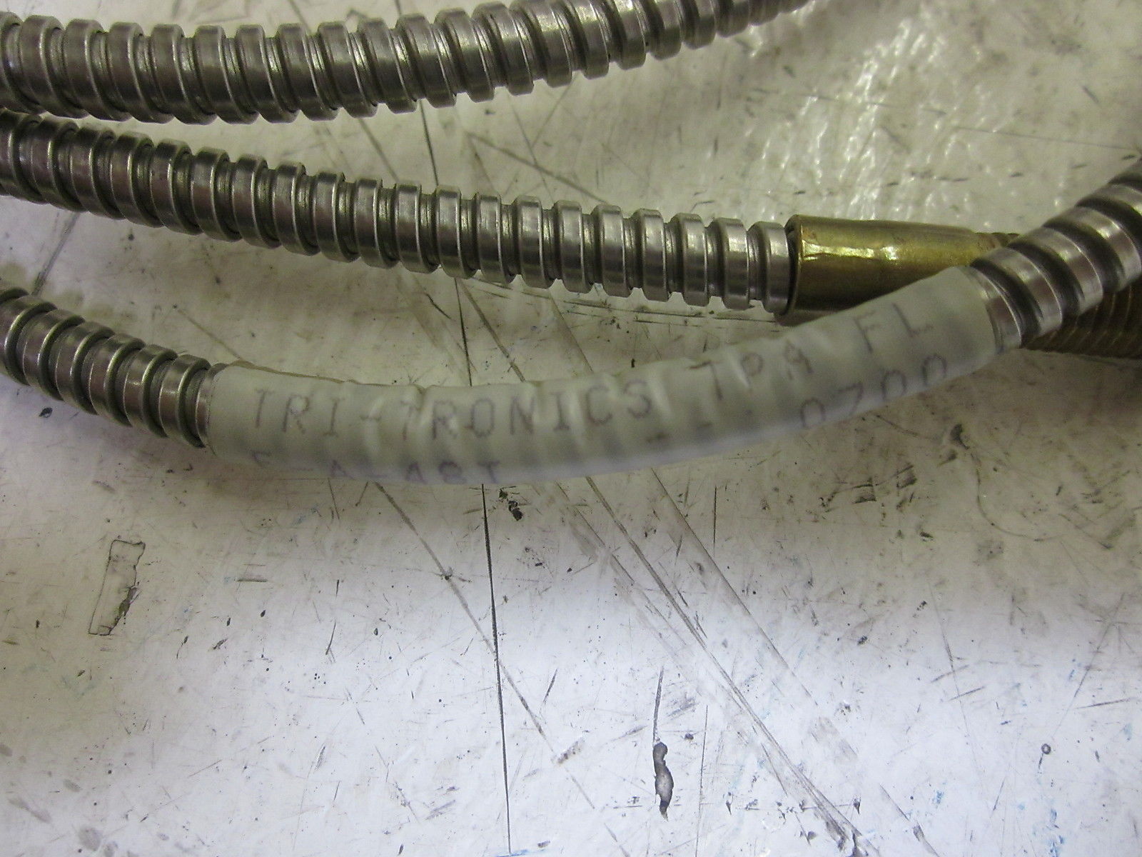 TRI-TRONICS F-A-48T FIBER OPTIC LIGHT GUIDE UNMP