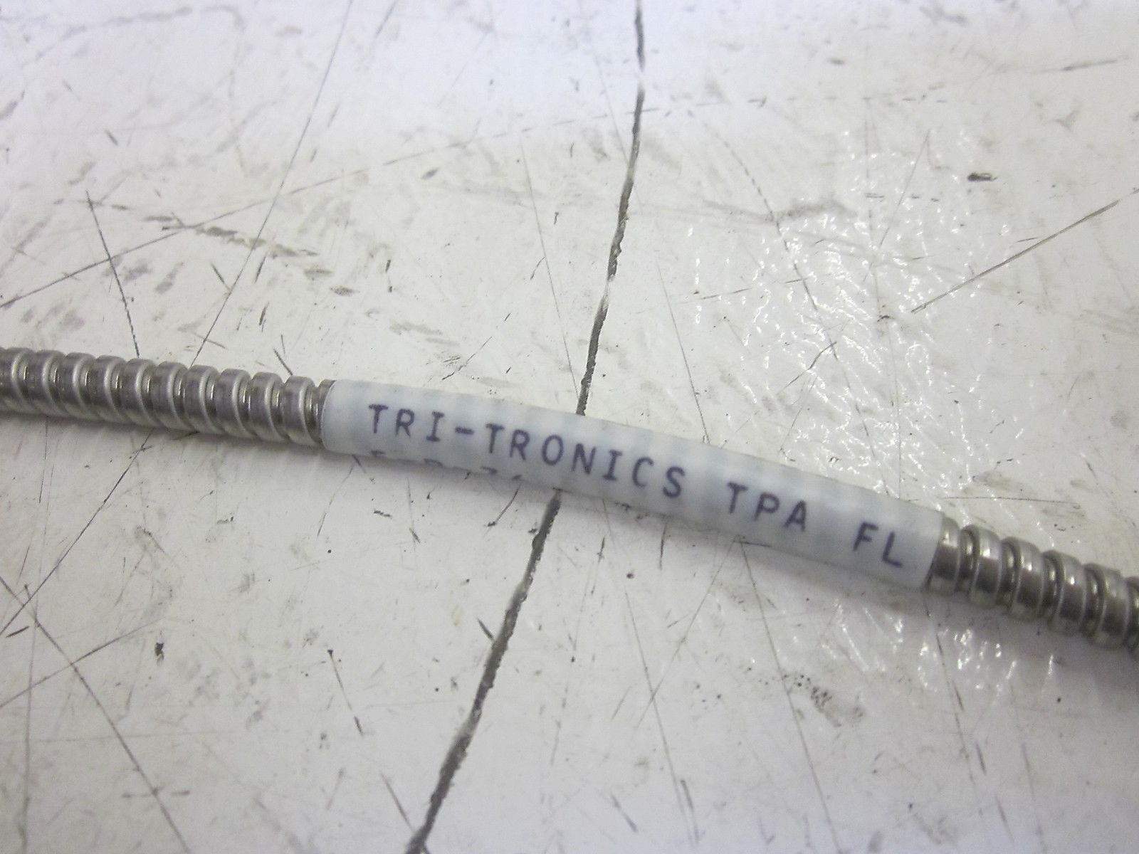 TRI-TRONICS F-B-36 FIBER OPTIC LIGHT GUIDE  UNMP