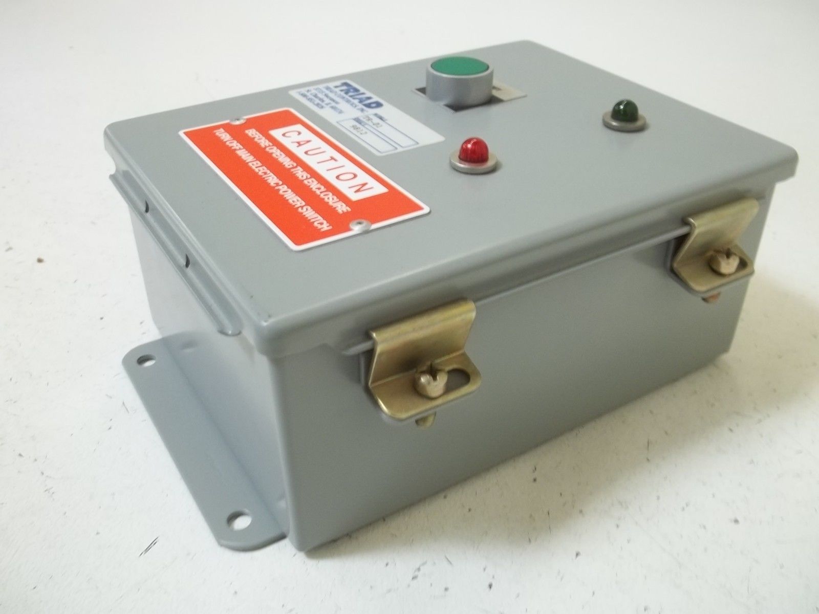 TRIAD CONTROLS , INC. TR-01 UNMP