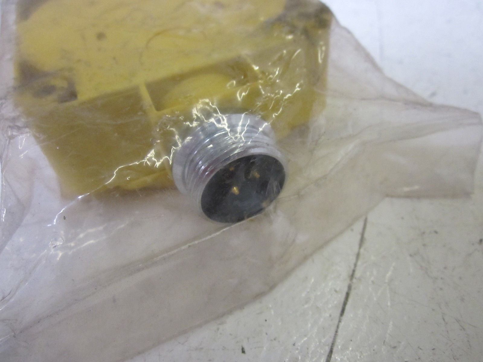 TURCK BI40-CP80-FZ3X2-B1131 20-250VAC NSMP