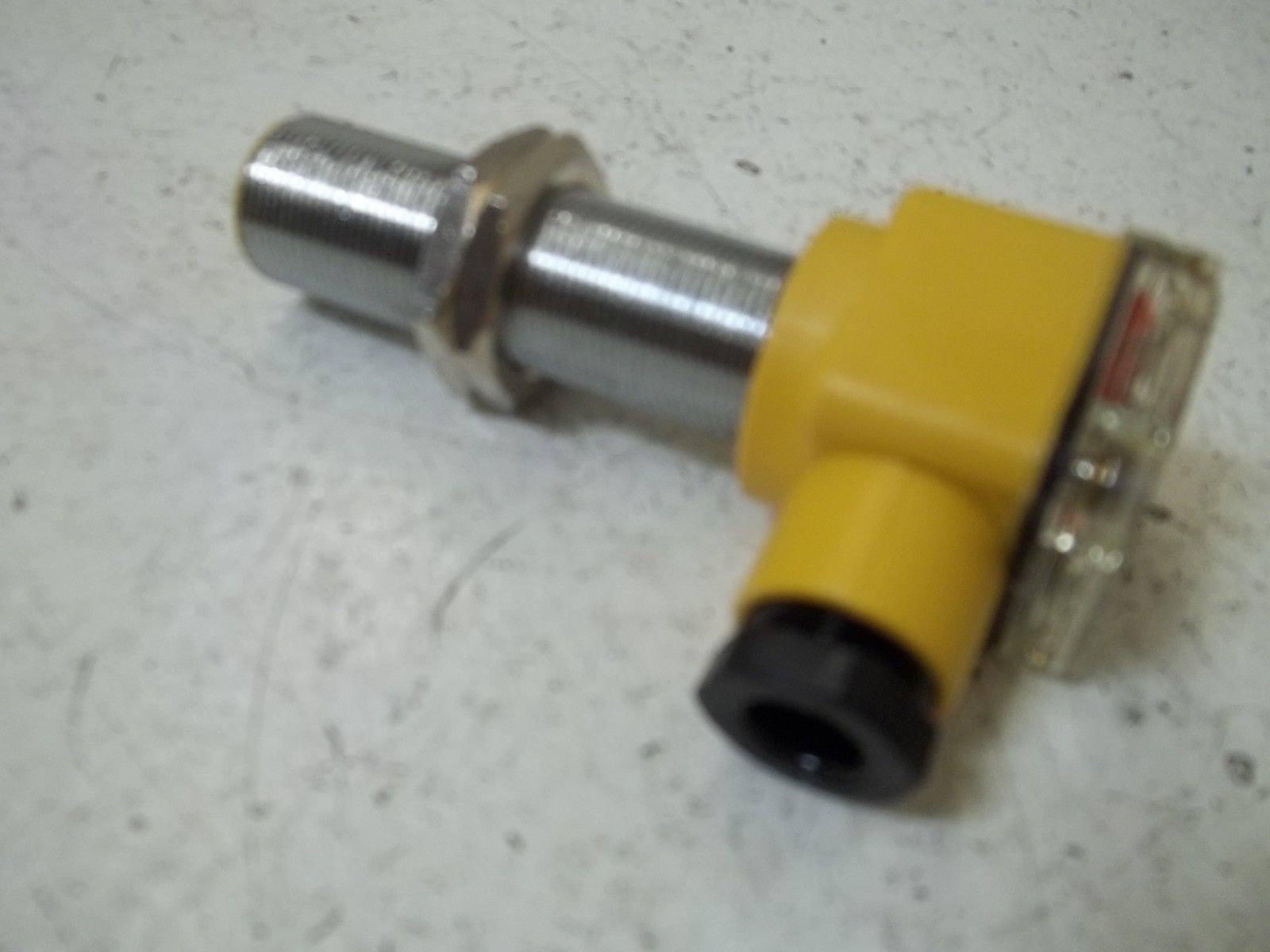 TURCK BI5-G18SK-AP6X2 PROXIMITY SENSOR NSMP