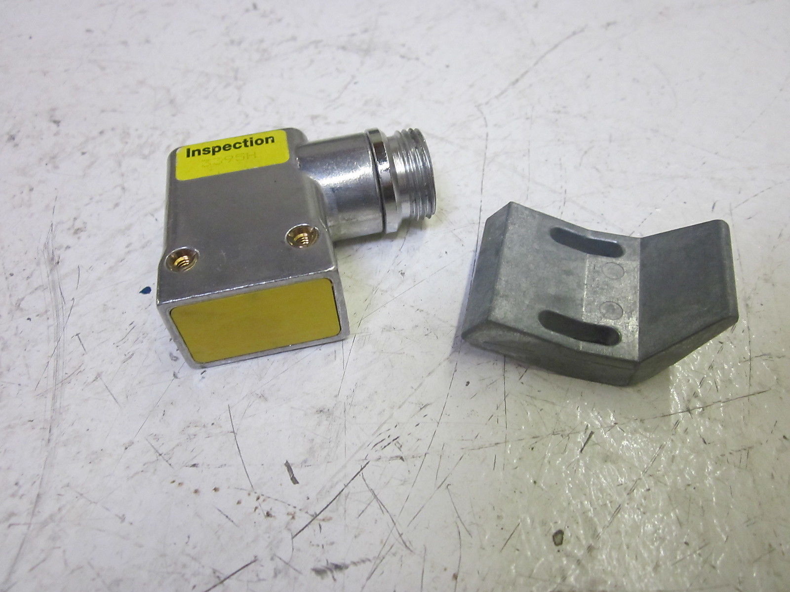 TURCK BIM-A23-AZ3X-B1131/S34 250VAC UNMP