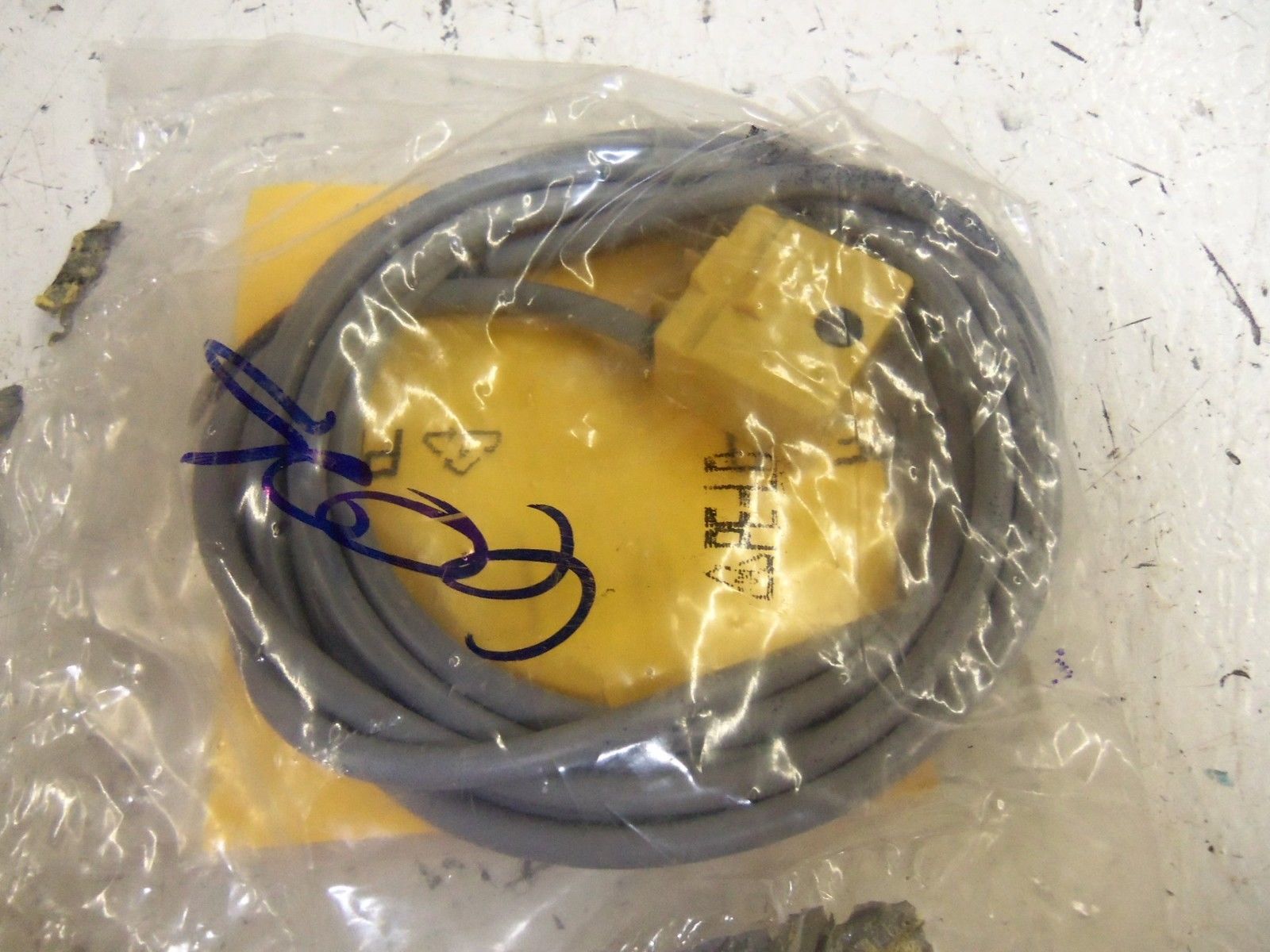 TURCK BIM-AKT-AN6XW/KLA-1 PROXIMITY SENSORS UNMP