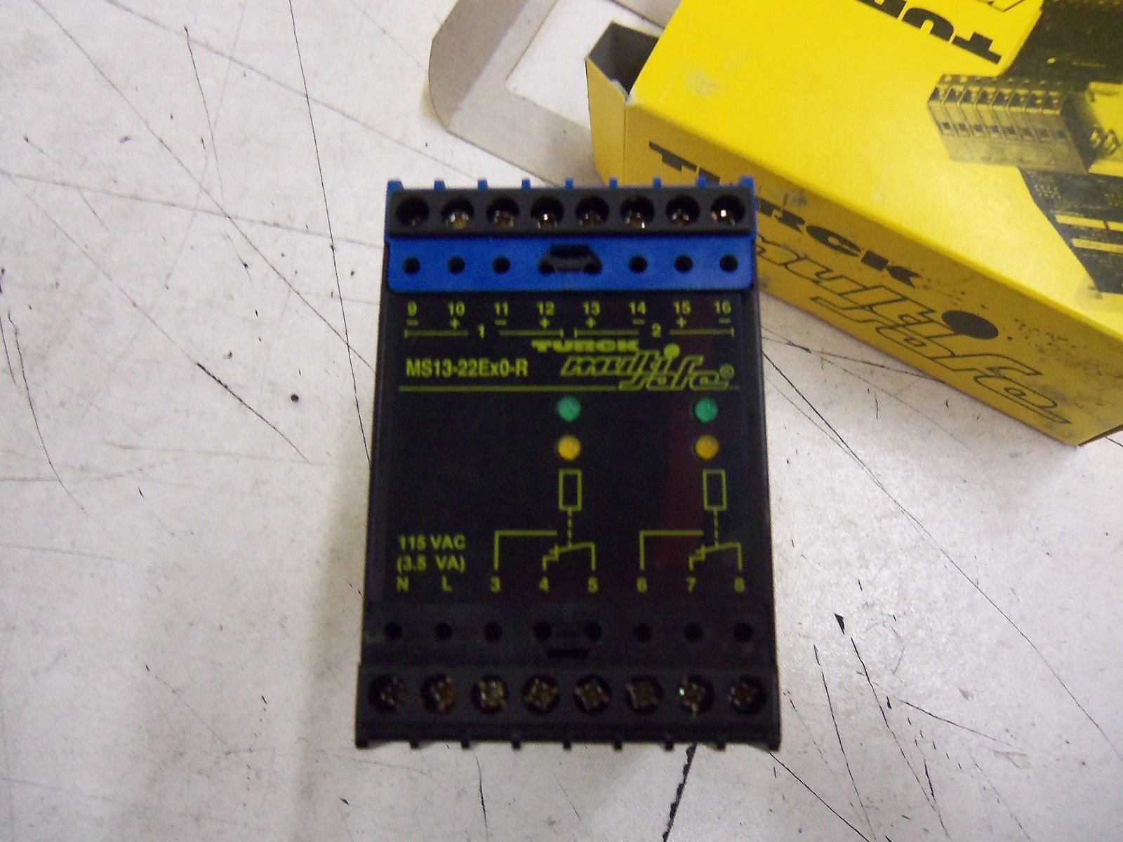 TURCK MULTI-SAFE MS13-22Ex0-R SWITCHING AMPLIFIER 115VAC NSMP