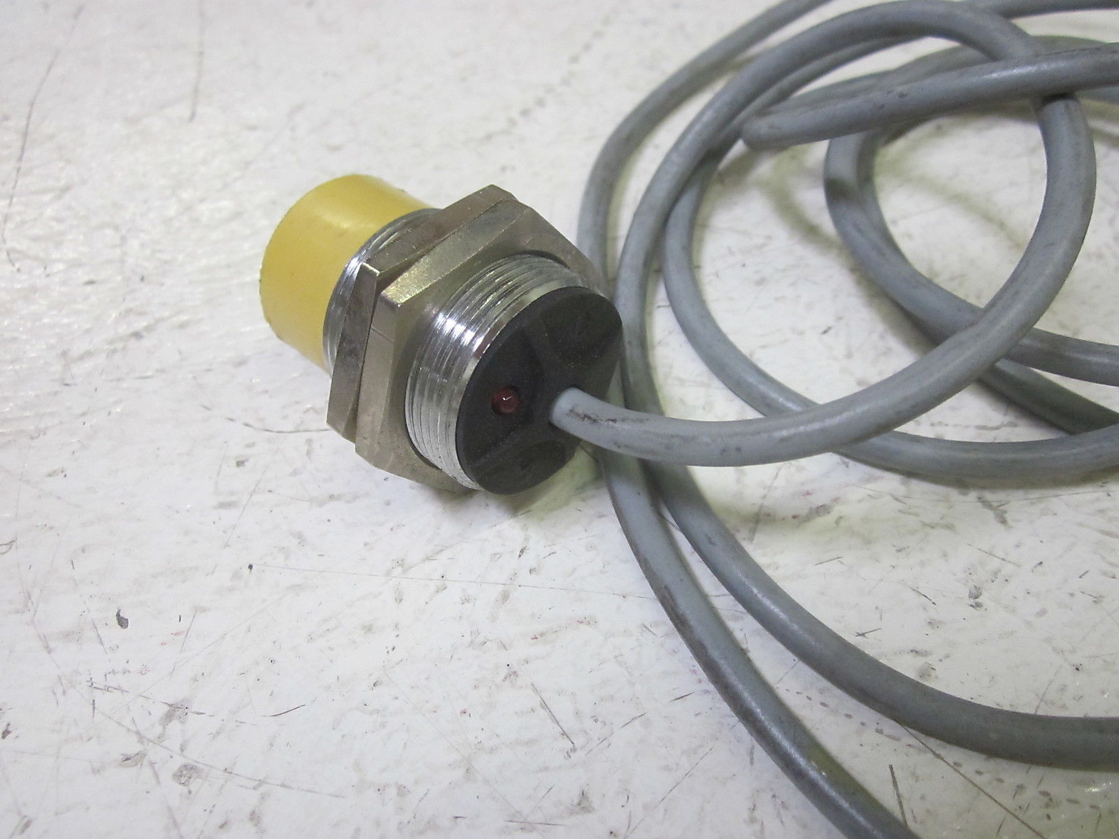 TURCK NI 15-G30K-AN6X PROXIMITY SWITCH 10-30VDC UNMP