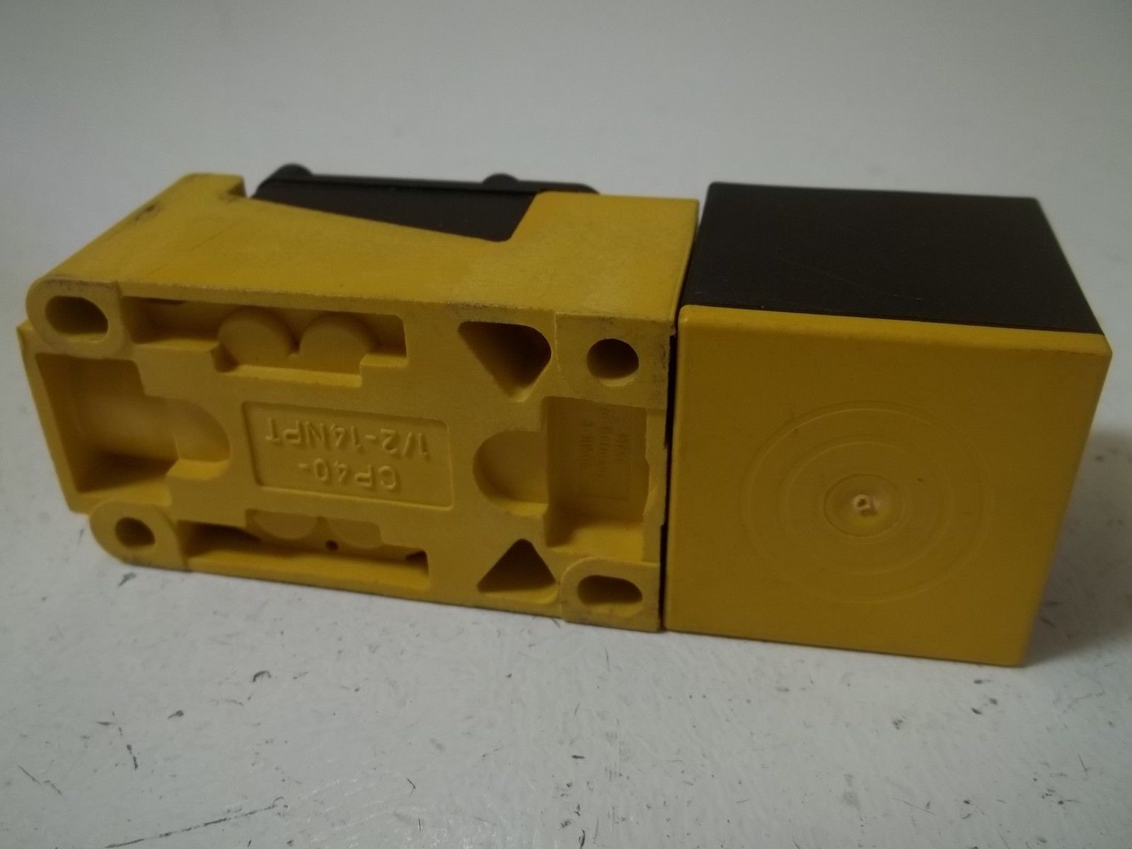 TURCK NI40U-CP40-AN6X2 PROXIMITY SWITCH UNMP