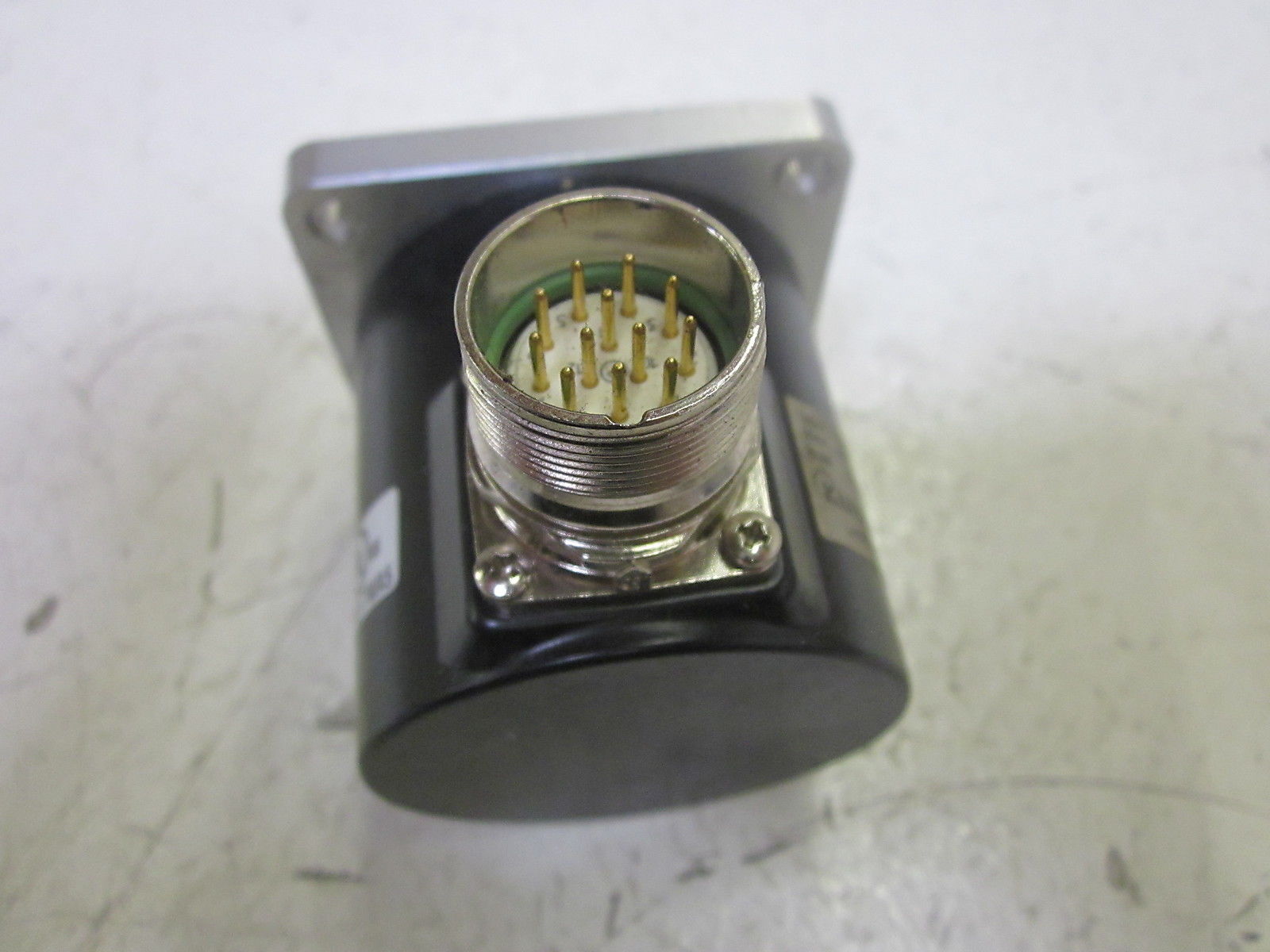 TURCK T8.5850.ZP15.B102 ENCODER 5VDC UNMP