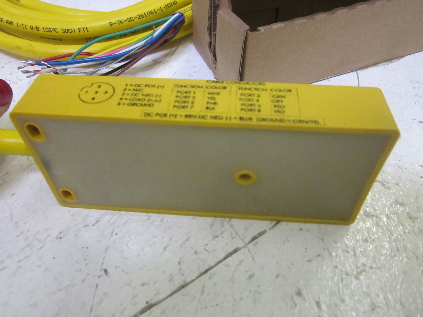 TURCK VB 80-5 RECEPTACLE MULTIBOX W/ CABLE NSMP