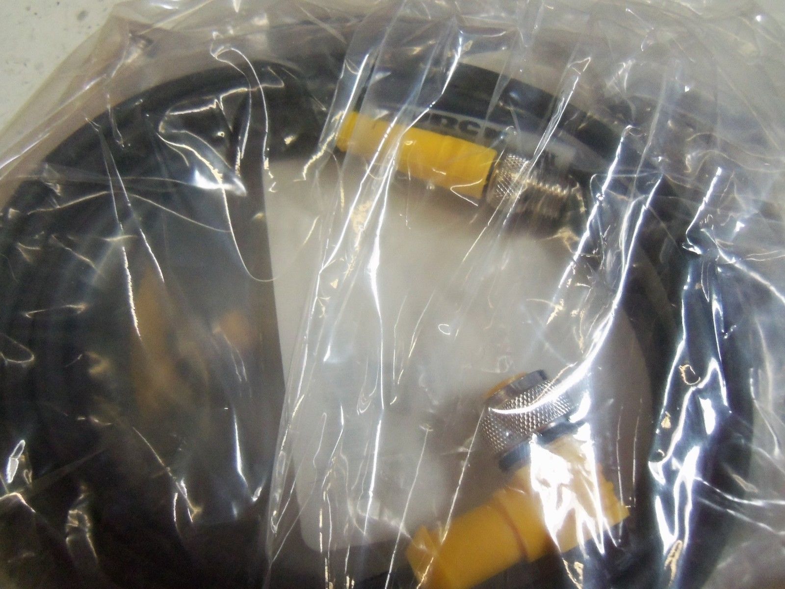 TURCK WK4T-1.5-PSG 3M/S90 HYBRID MOLDED CORDSET NSMP