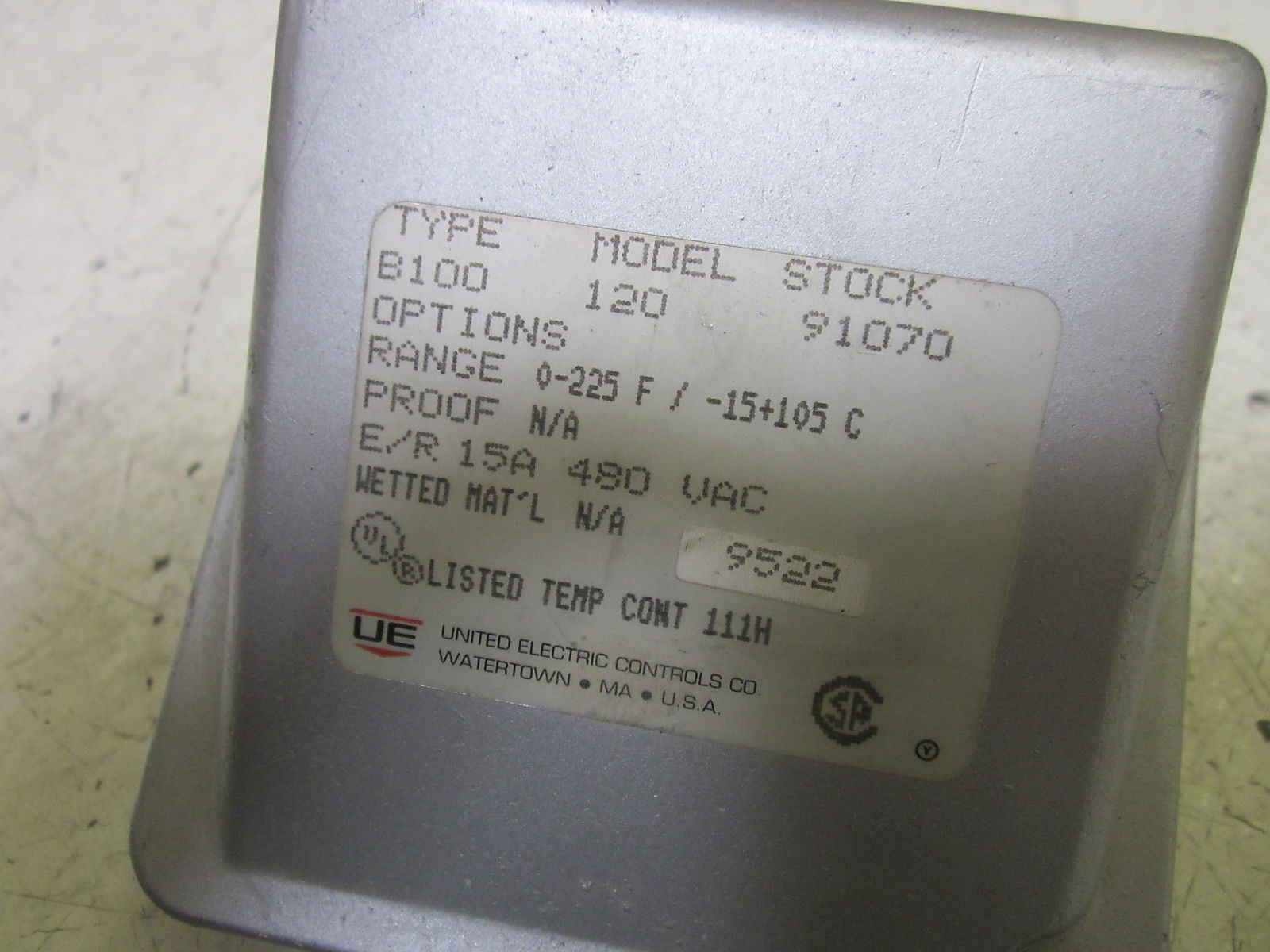 UNITED ELECTRIC B100-120-91070 TEMPERATURE CONTROL NSNP