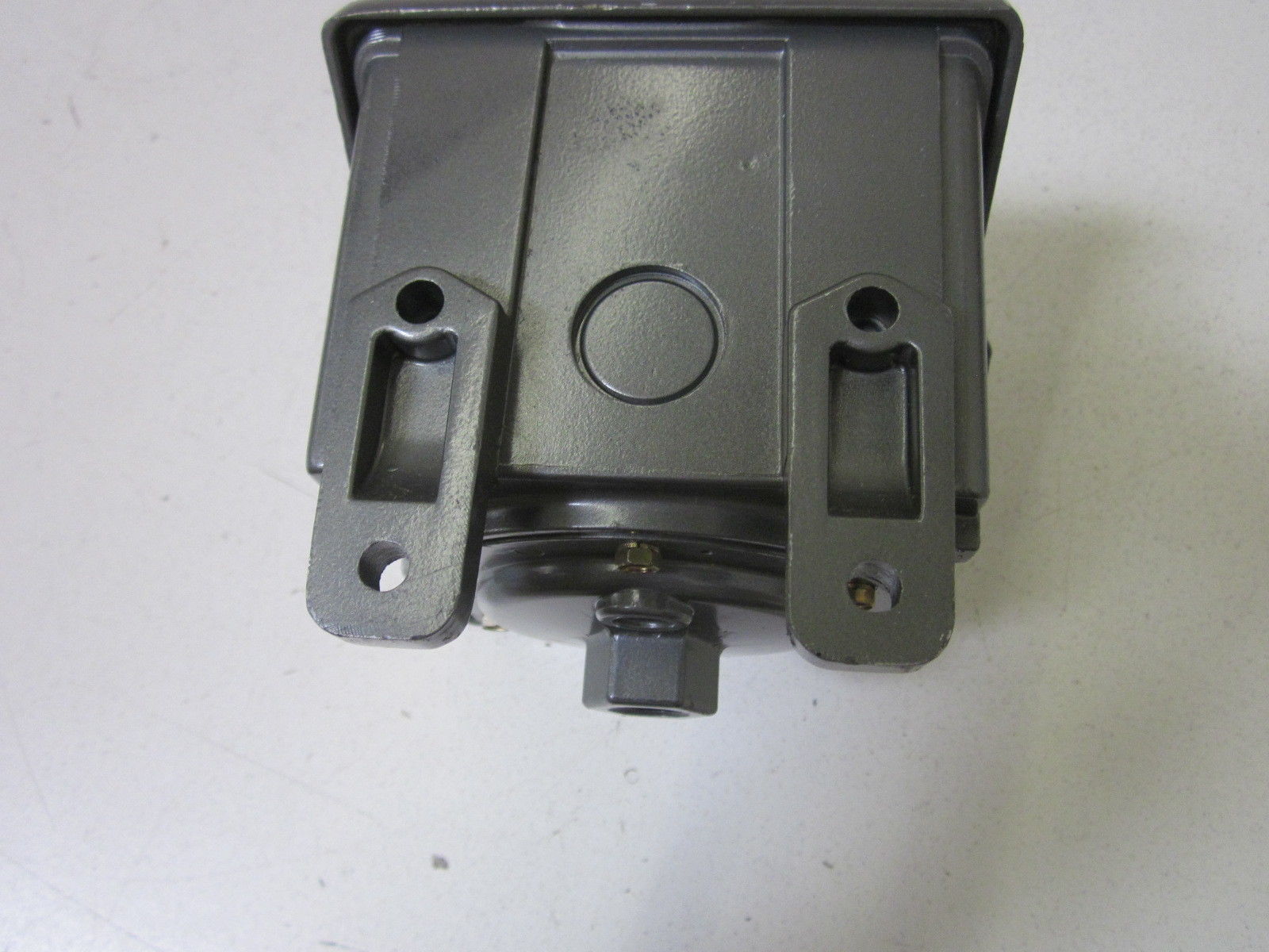 UNITED ELECTRIC J400-13655 NSNP