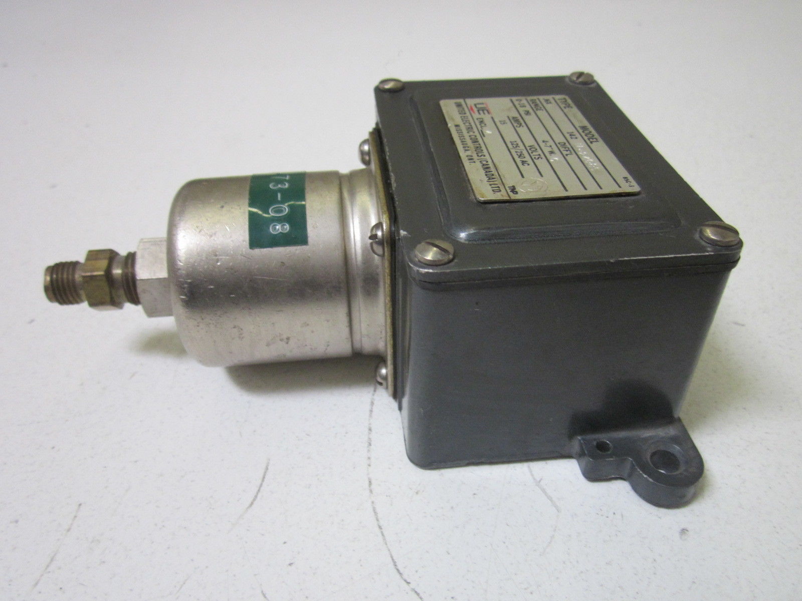 UNITED ELECTRIC J6X-142M-24085 UNMP