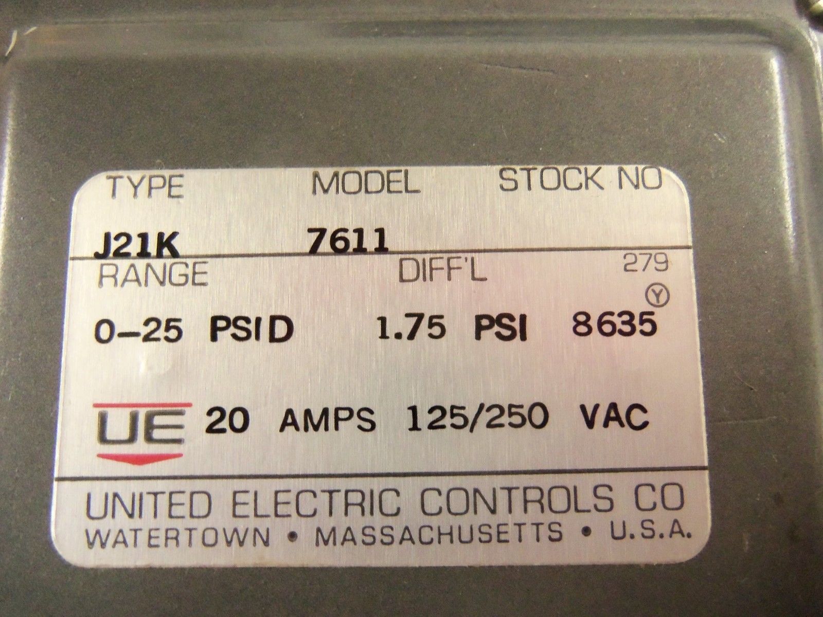 UNITED ELECTRIC J21K-7611 PRESSURE SWITCH UNMP
