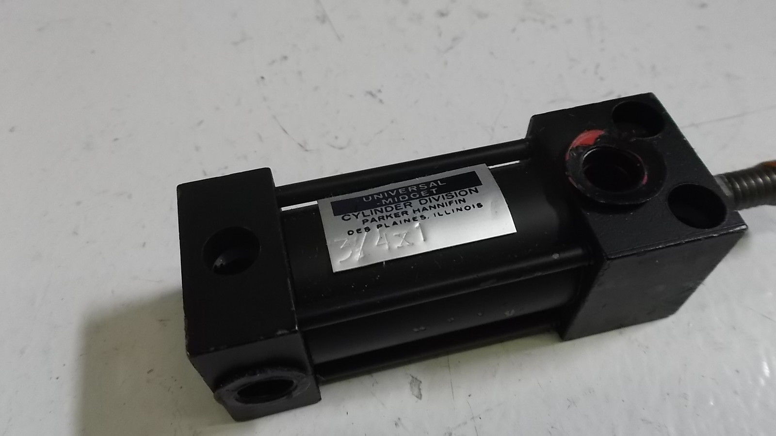 UNIVERSAL MIDGET CYLINDER 3/4X1