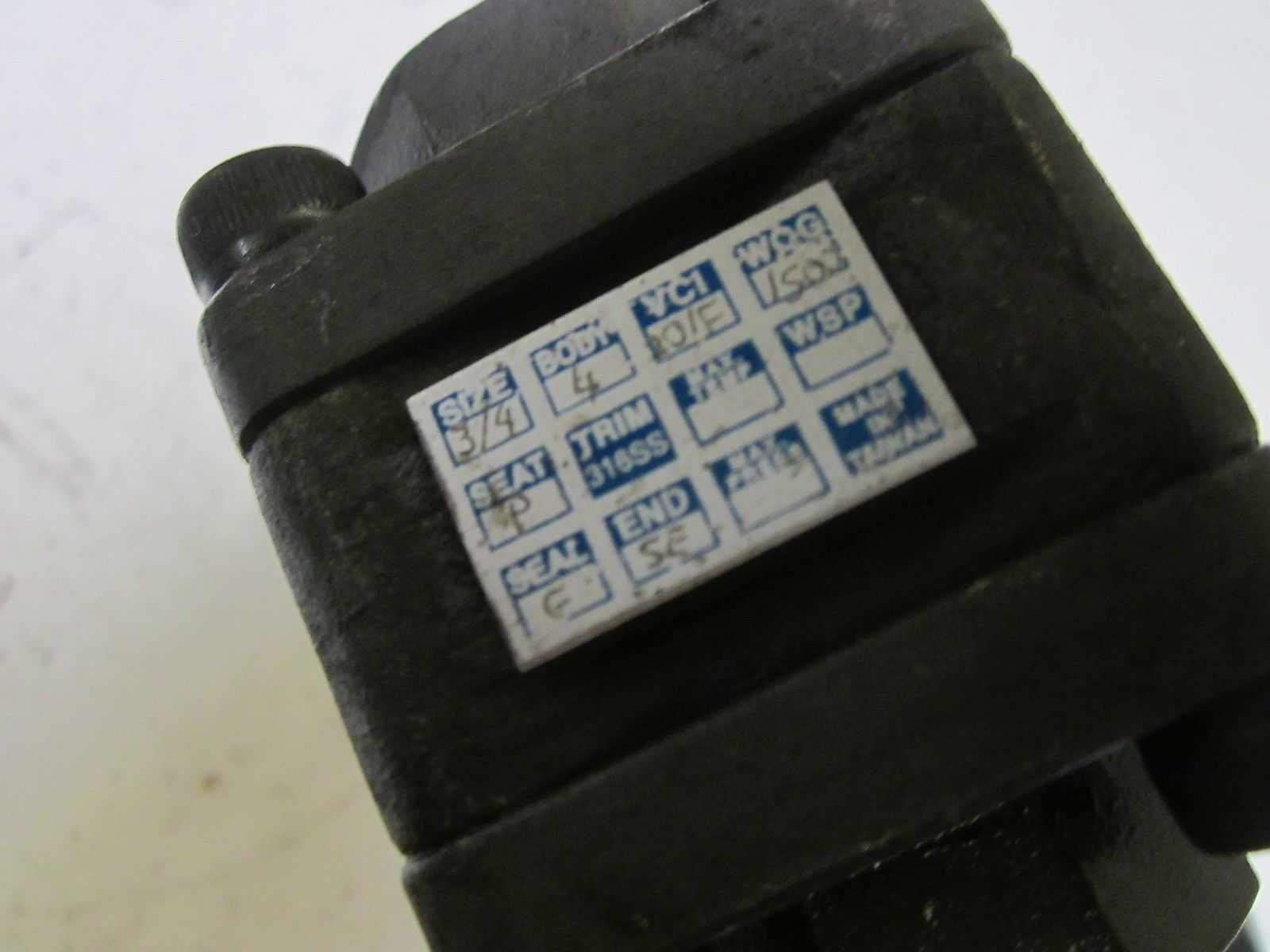 VCI AP 3S5CA3S VALVE UNMP