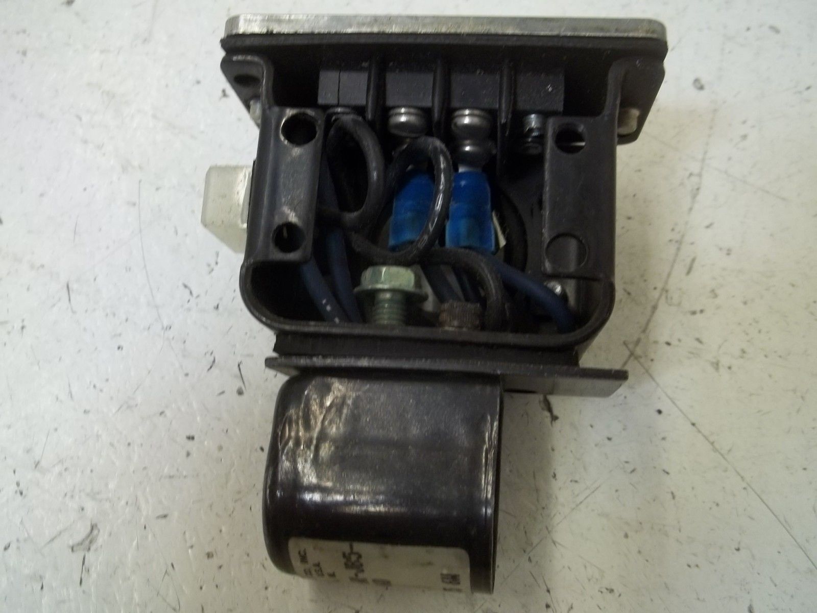 VERSA KSG-4332-6K-JB5-K36B-120V60 SOLENOID VALVE UNMP
