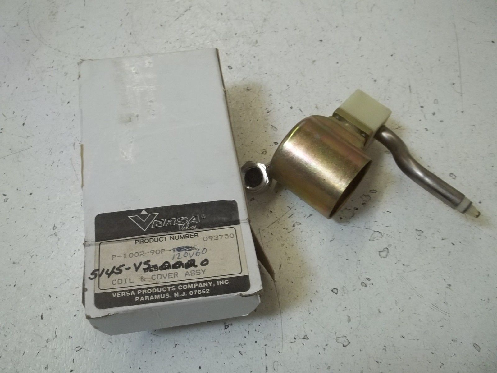 VERSA P-1002-90P-120V60 COI AND COVER ASSY. *NEW IN BOX*
