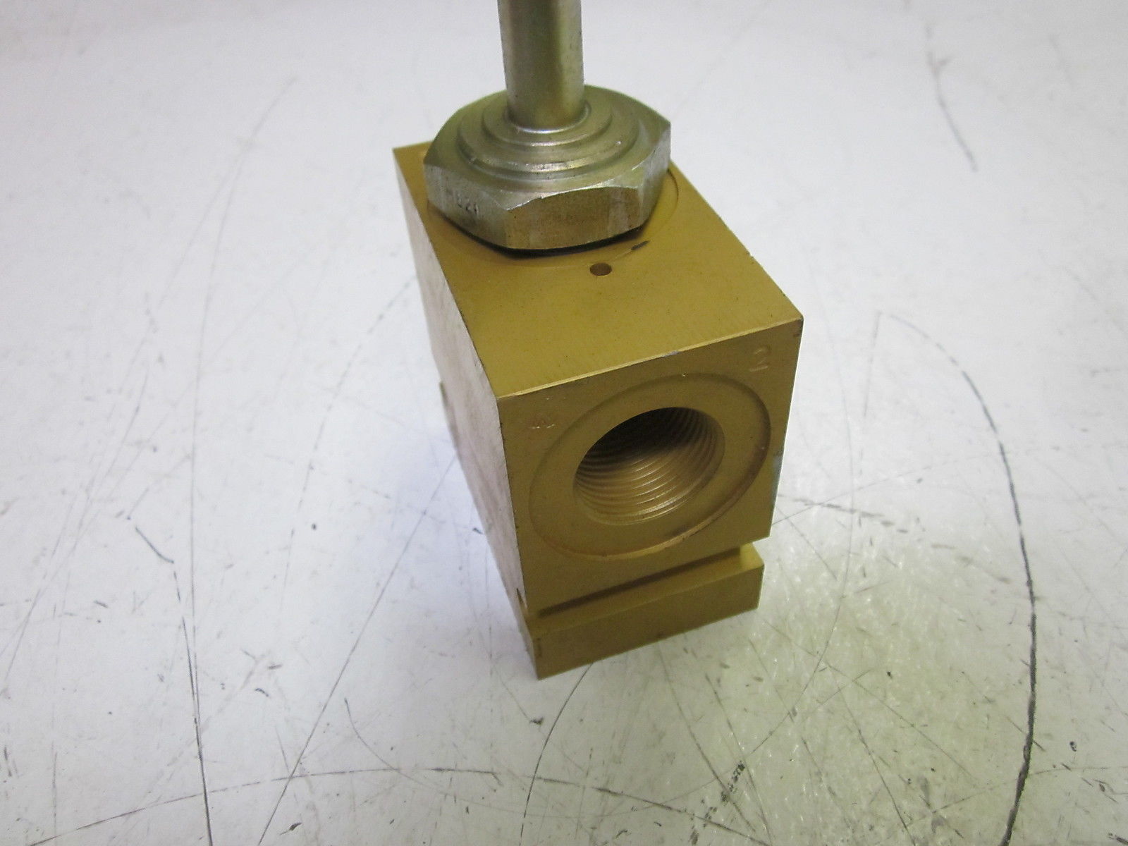 VICKERS 02-175463 REV.03 VALVE UNMP
